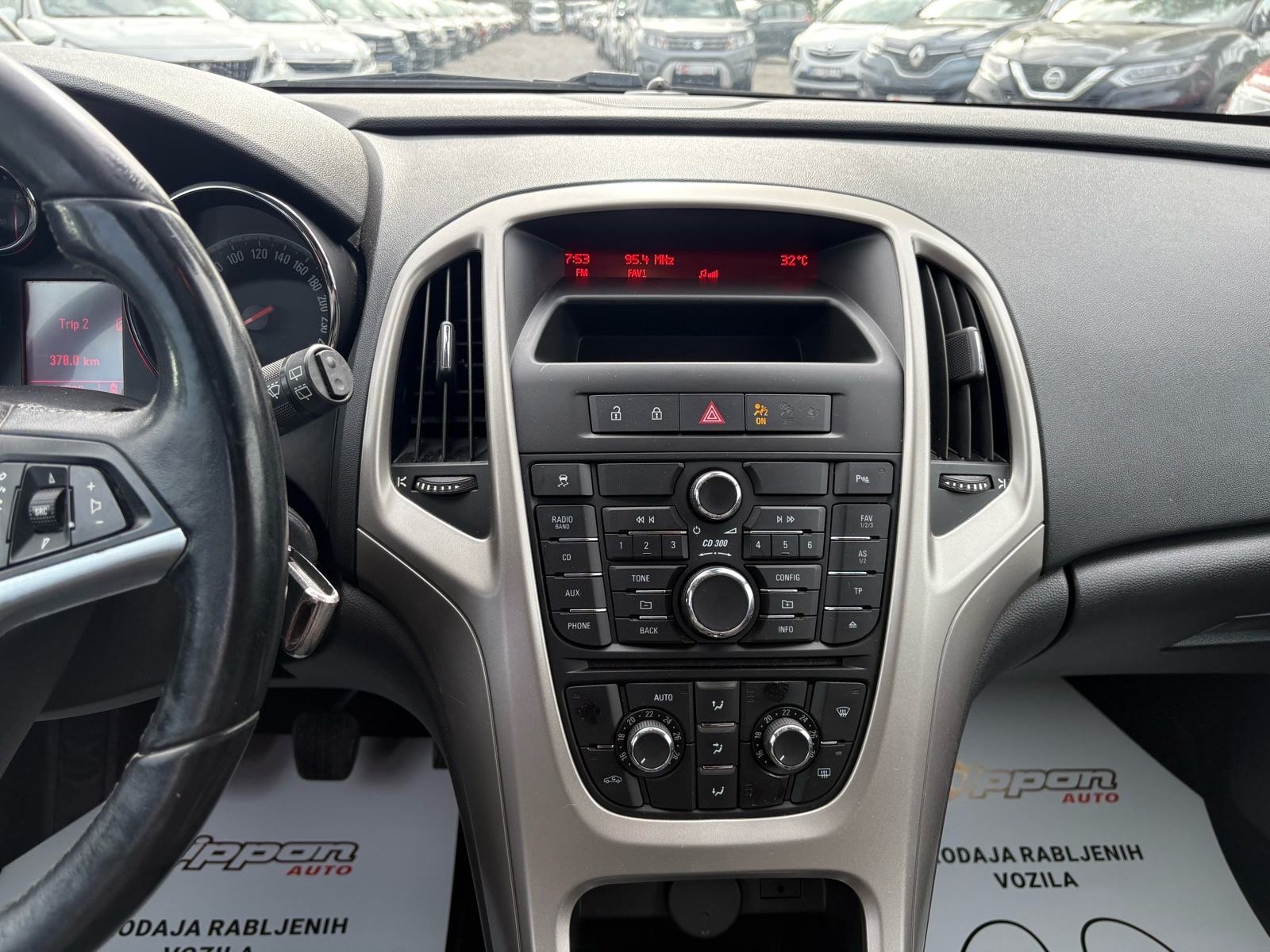 Opel Astra Karavan 1,7 CDTI KLIMA - SENZORI - AUTOKREDIT, fotografija 14