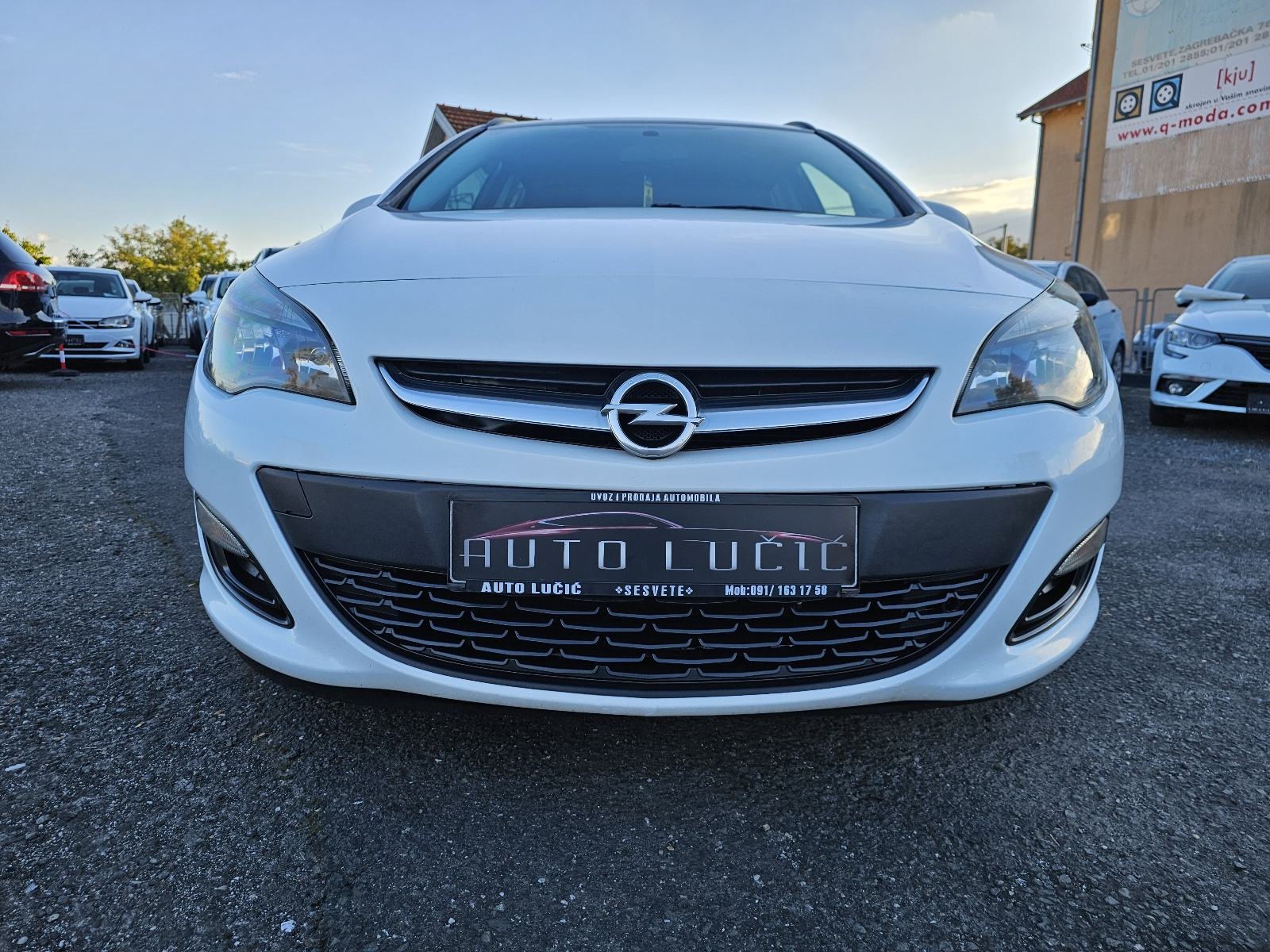 Opel Astra Karavan 1,7 CDTI ***ODLIČNO-STANJE***, fotografija 2