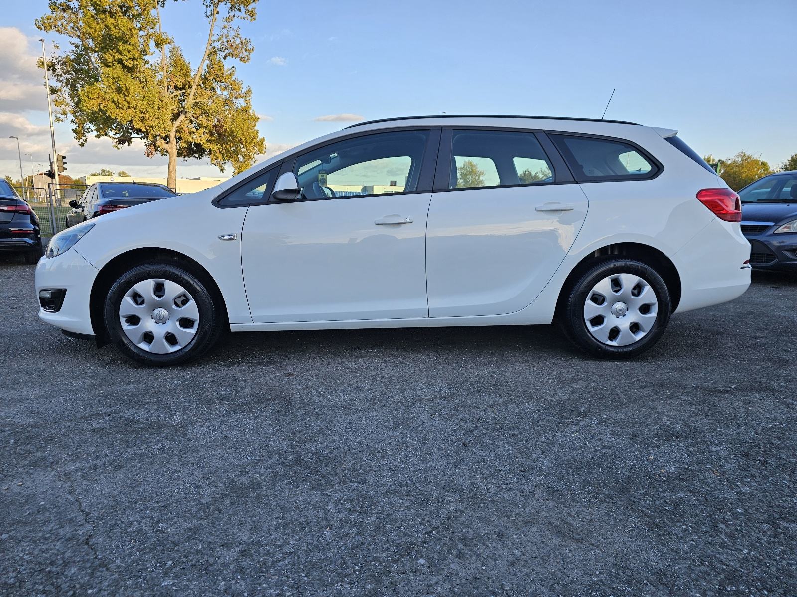 Opel Astra Karavan 1,7 CDTI ***ODLIČNO-STANJE***, fotografija 8