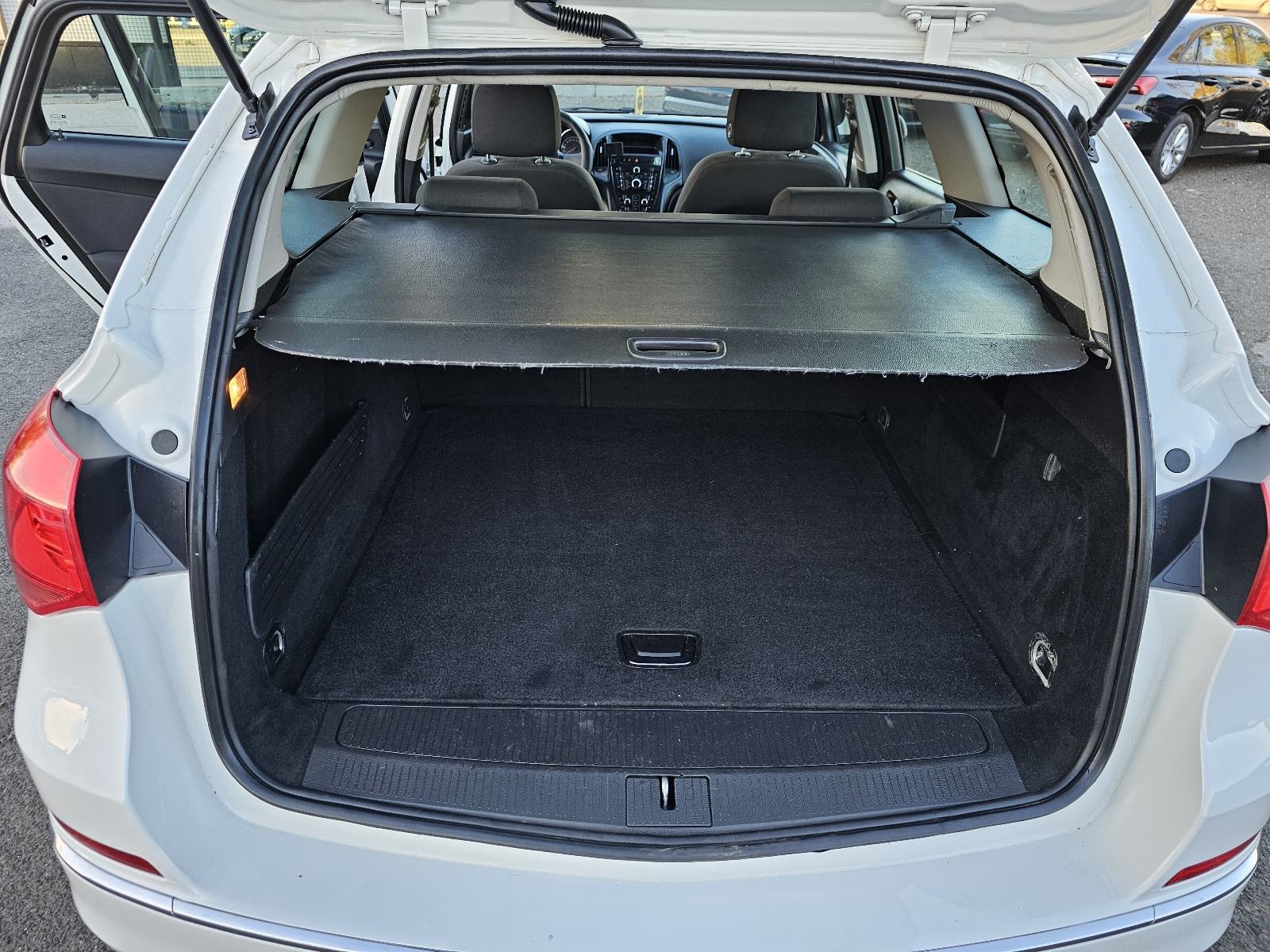 Opel Astra Karavan 1,7 CDTI ***ODLIČNO-STANJE***, fotografija 11