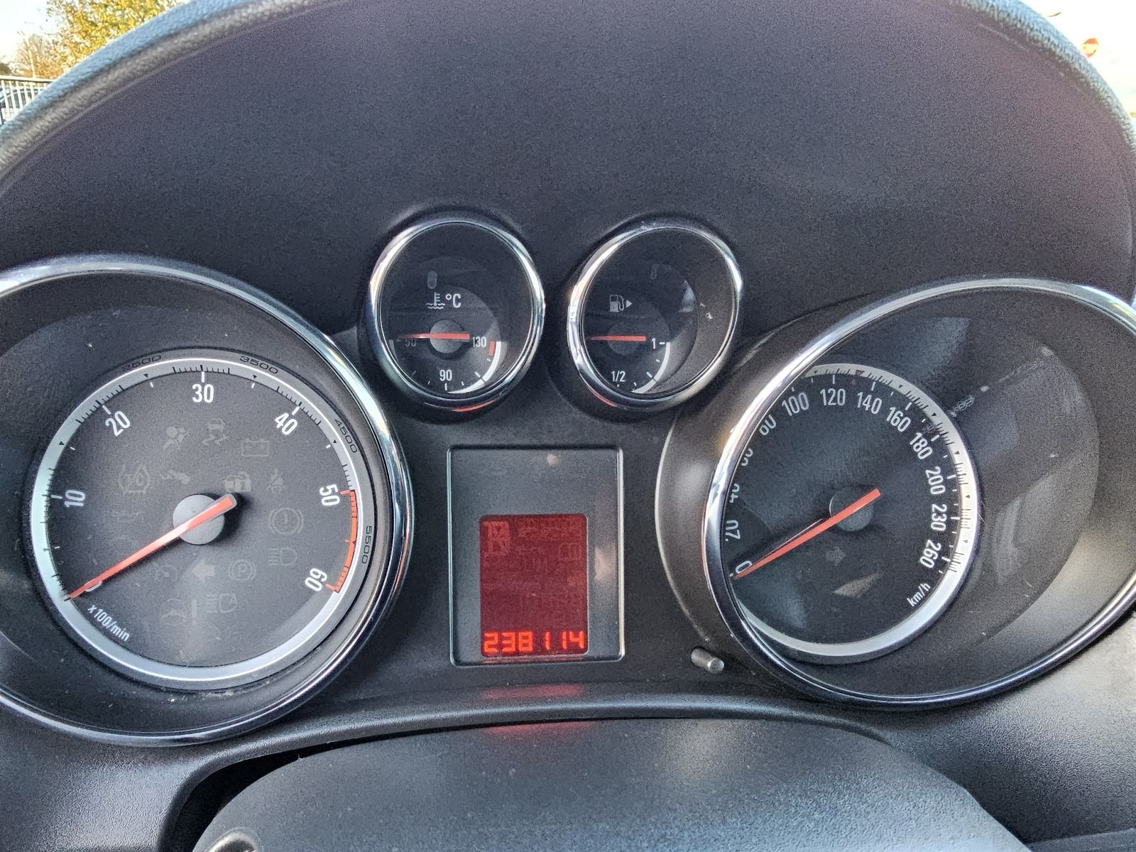Opel Astra Karavan 1,7 CDTI ***ODLIČNO-STANJE***, fotografija 16