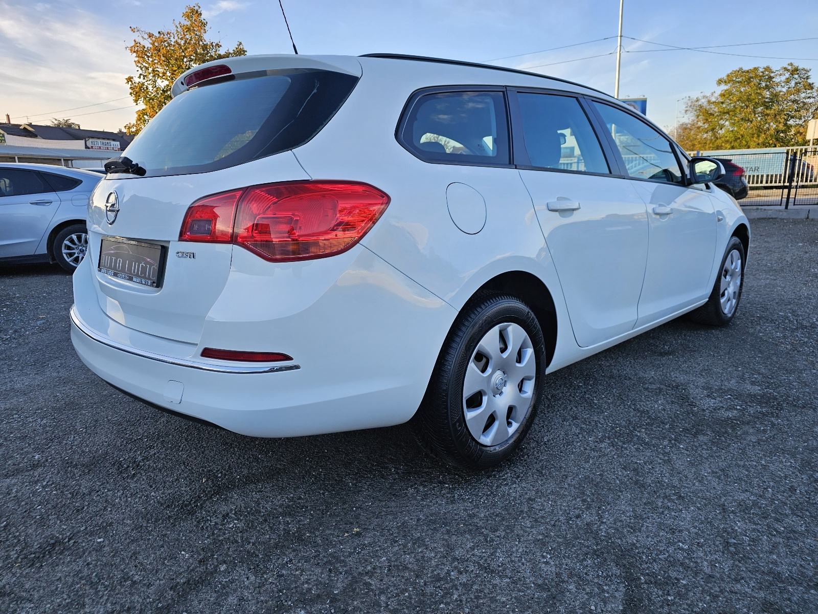 Opel Astra Karavan 1,7 CDTI ***ODLIČNO-STANJE***, fotografija 5