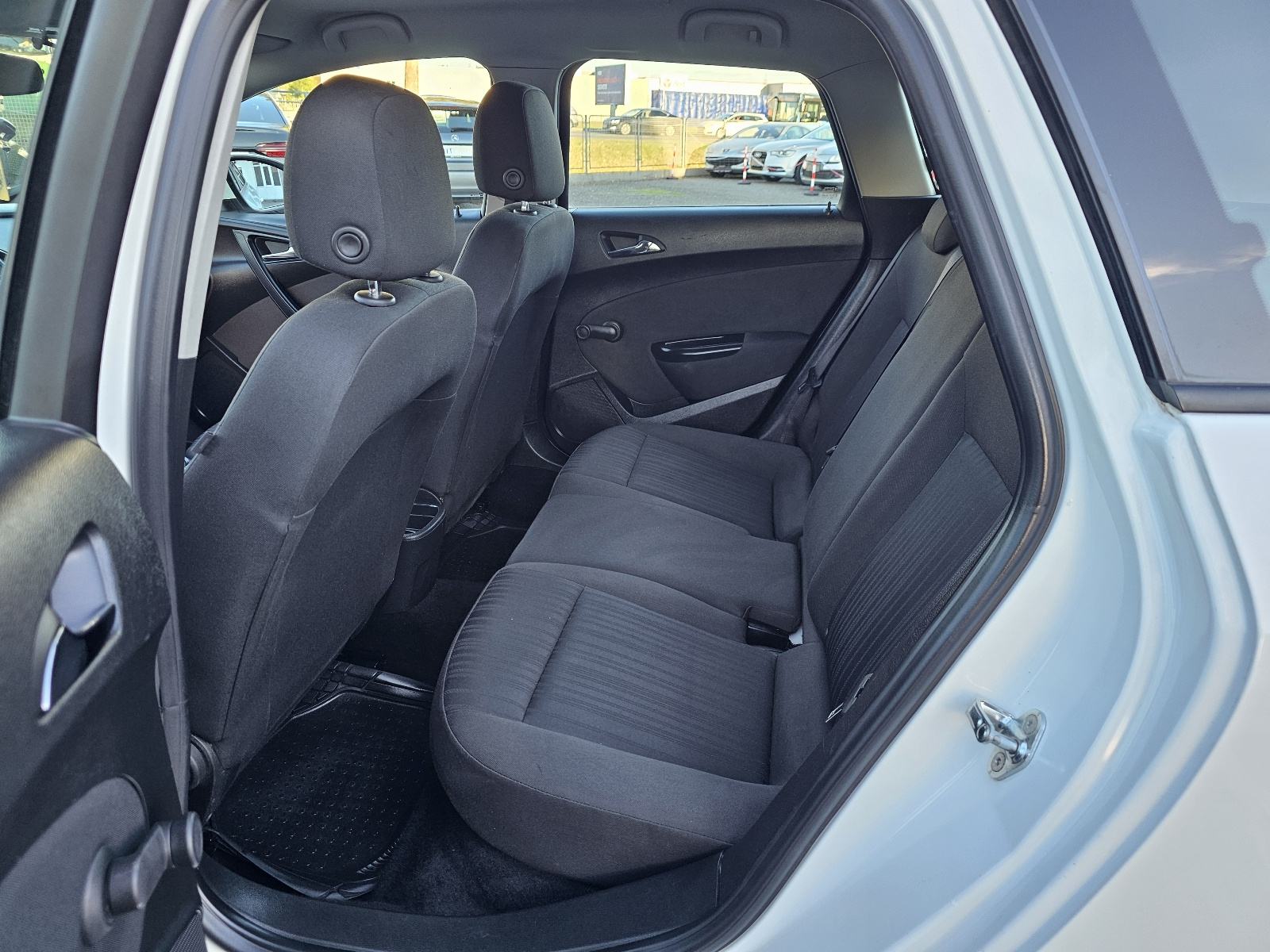 Opel Astra Karavan 1,7 CDTI ***ODLIČNO-STANJE***, fotografija 10