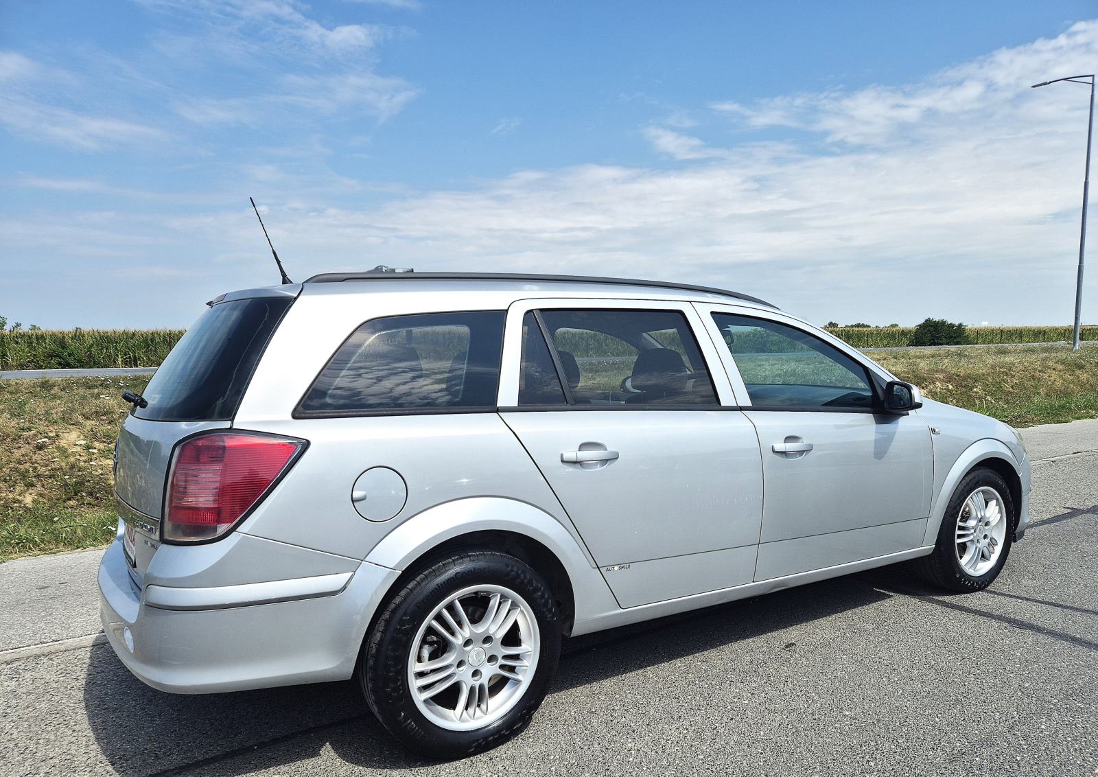 Opel Astra Karavan 1,7 CDTI**REG. DO 08 /2027 *KLIMA* N1 VOZILO*, fotografija 3