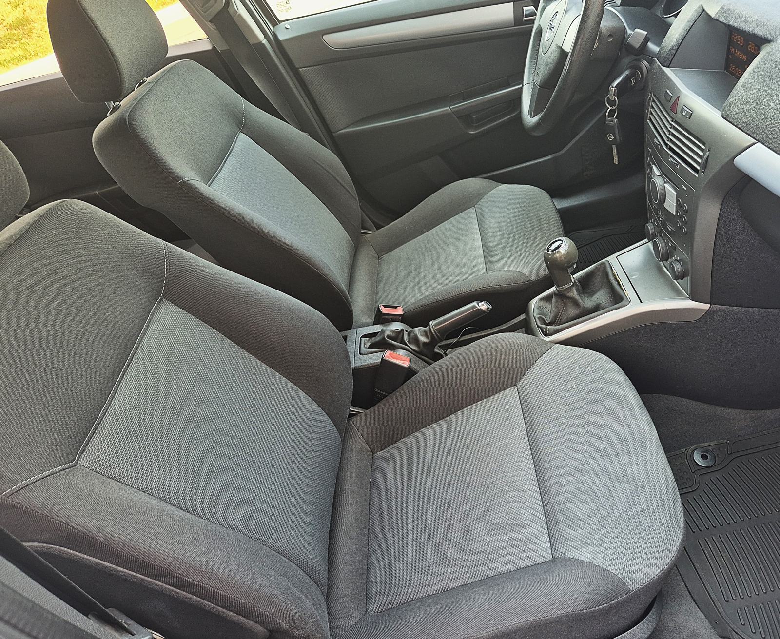 Opel Astra Karavan 1,7 CDTI**REG. DO 08 /2027 *KLIMA* N1 VOZILO*, fotografija 10