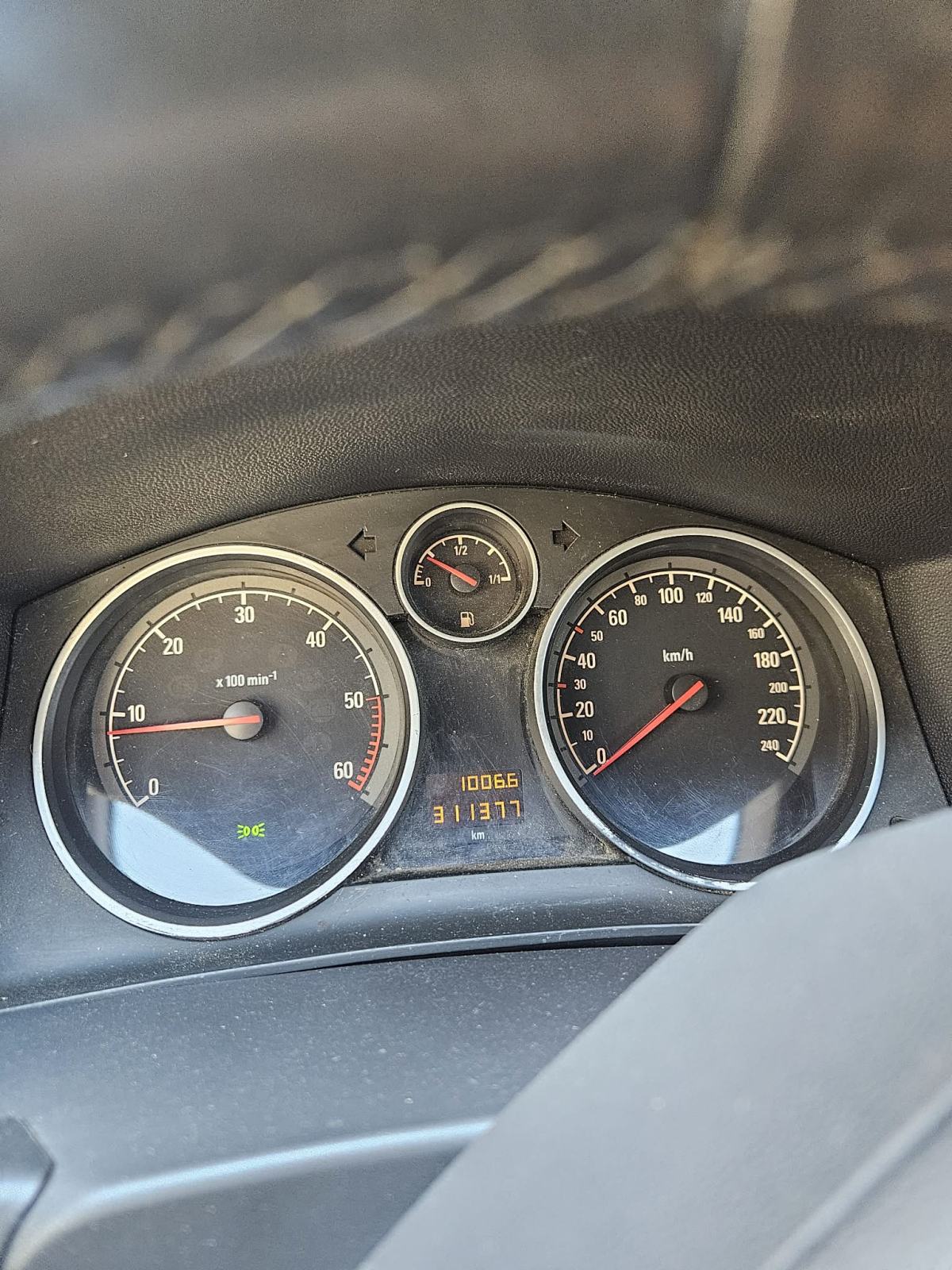 Opel Astra Karavan 1,7 CDTI, fotografija 5