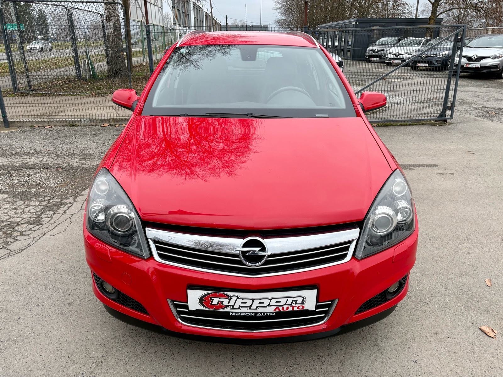 Opel Astra Karavan 1,9 CDTI REG:09/2026 - KLIMA - AUTOKREDIT, fotografija 2