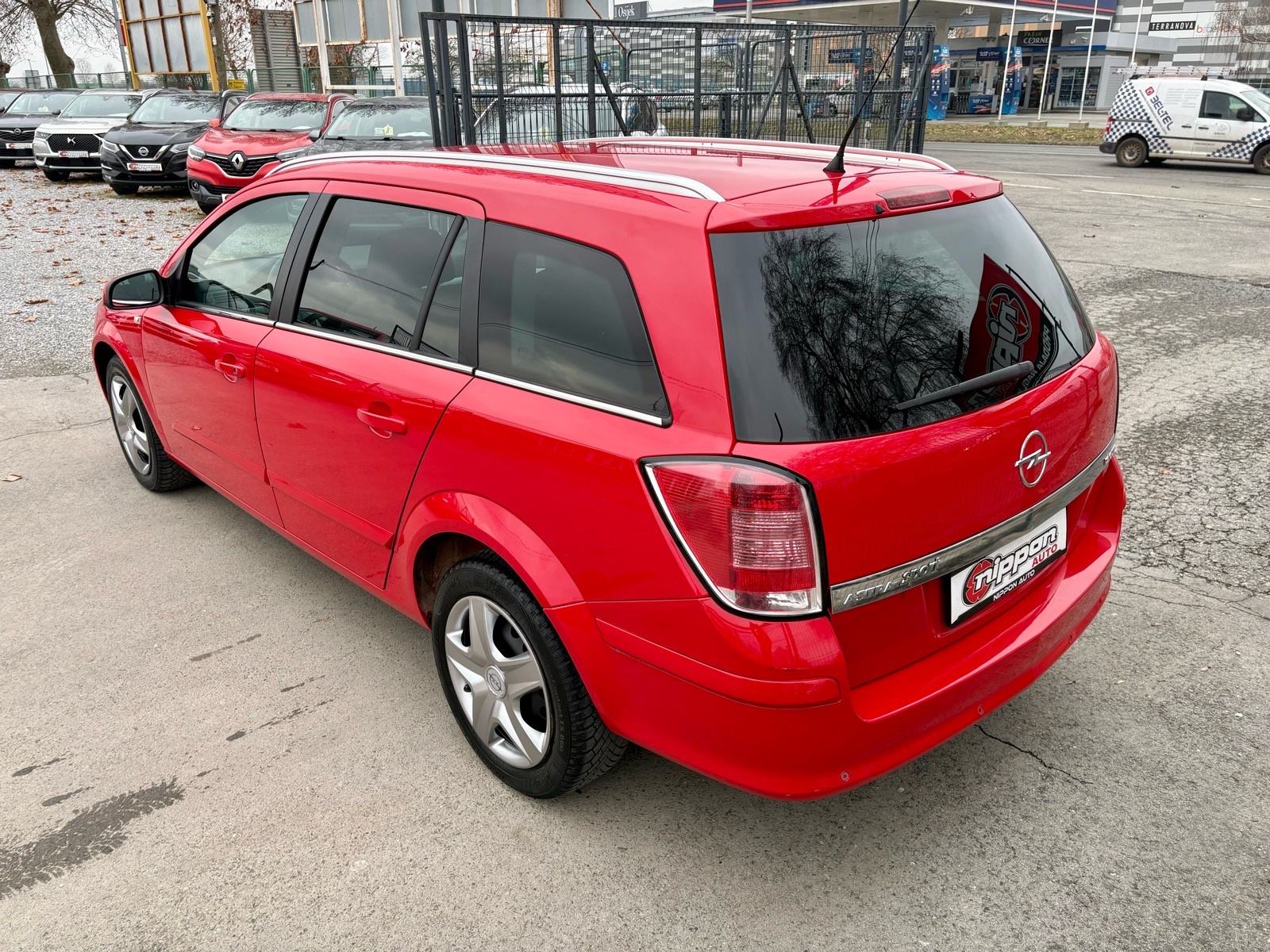 Opel Astra Karavan 1,9 CDTI REG:09/2026 - KLIMA - AUTOKREDIT, fotografija 4