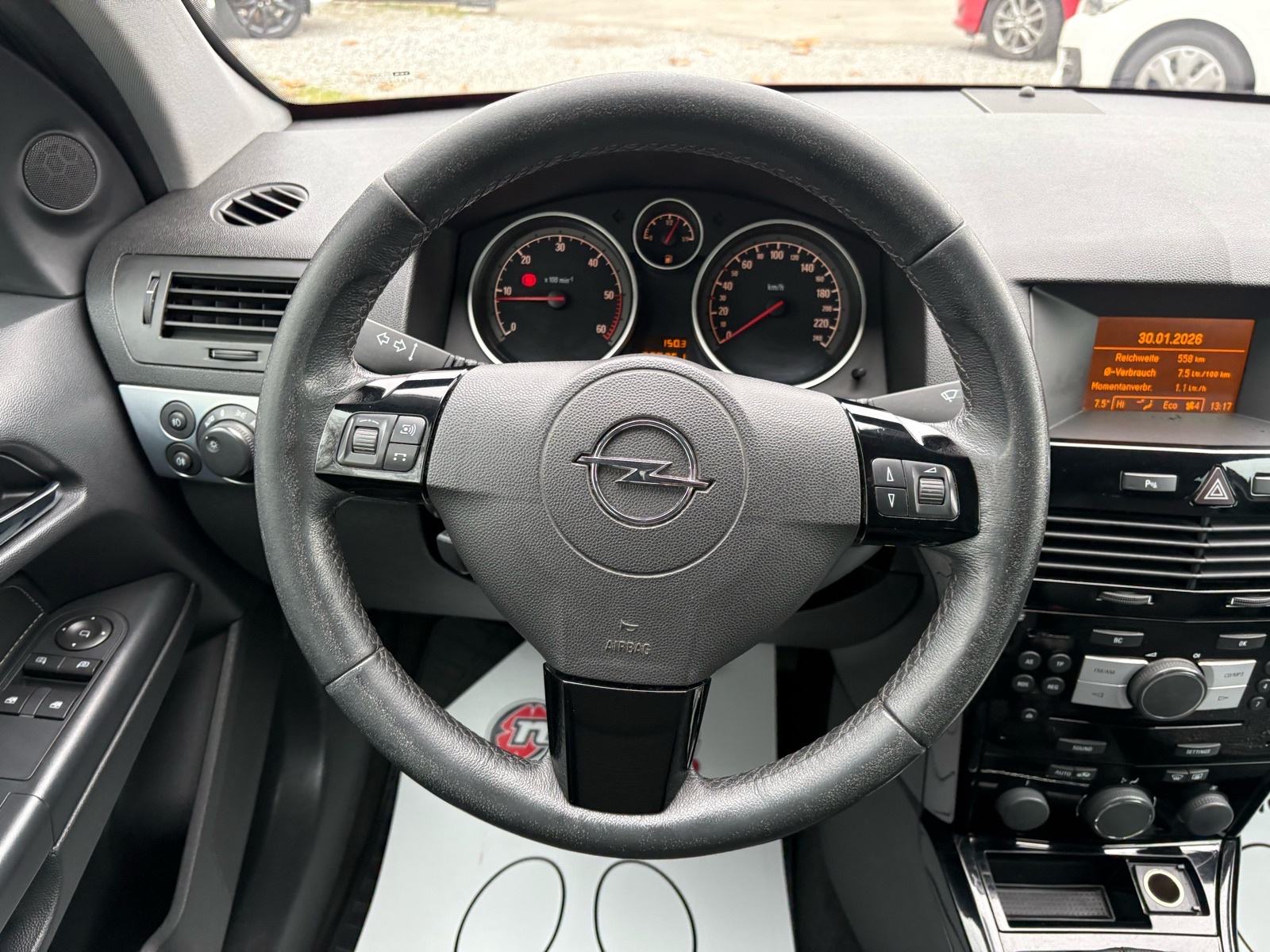 Opel Astra Karavan 1,9 CDTI REG:09/2026 - KLIMA - AUTOKREDIT, fotografija 14