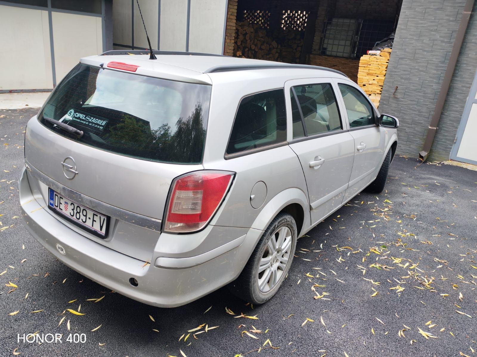 Opel Astra Karavan Caravan 1,4, fotografija 5