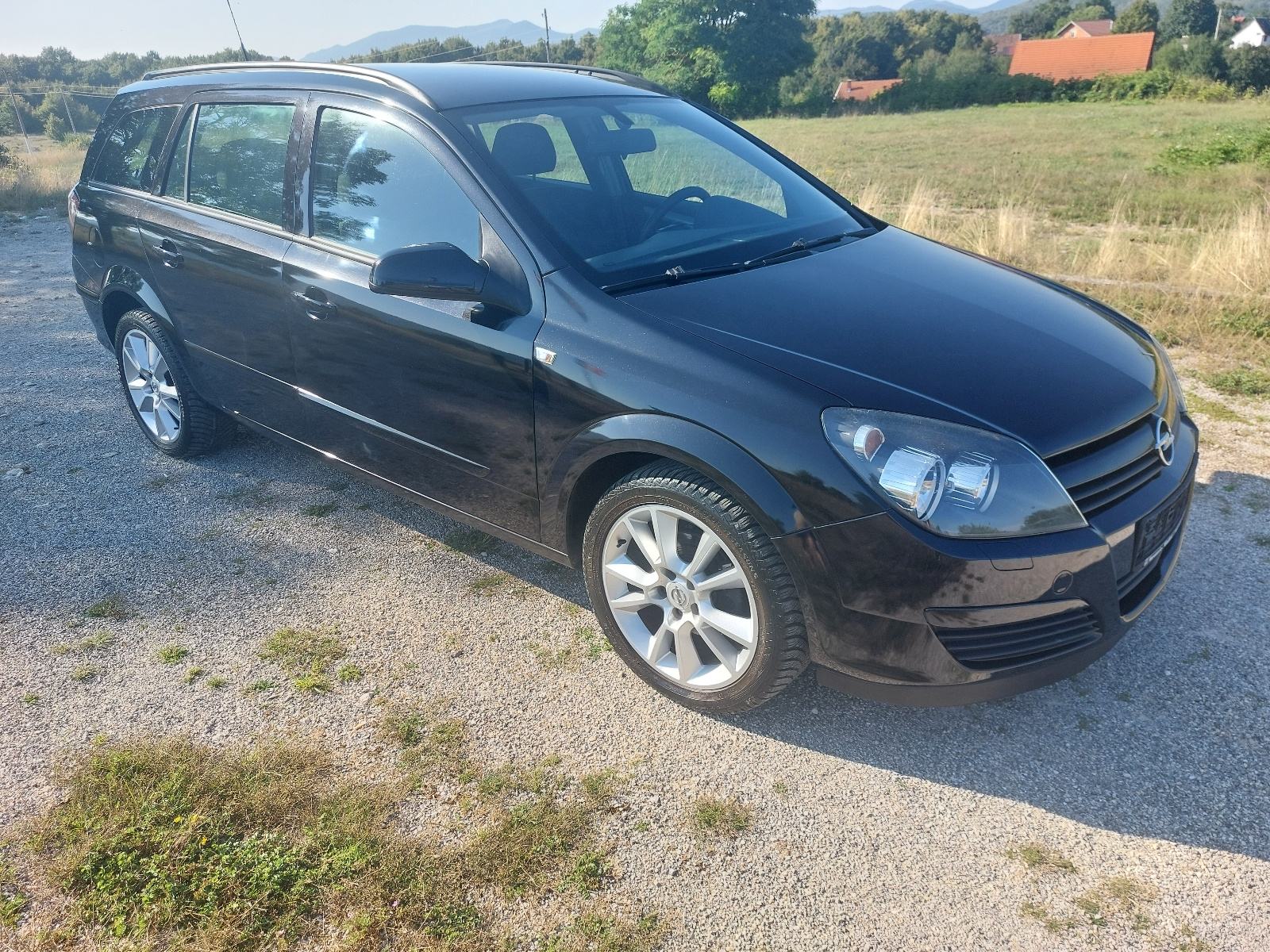 Opel Astra Karavan Caravan 1,7 CDTI Sport, fotografija 3