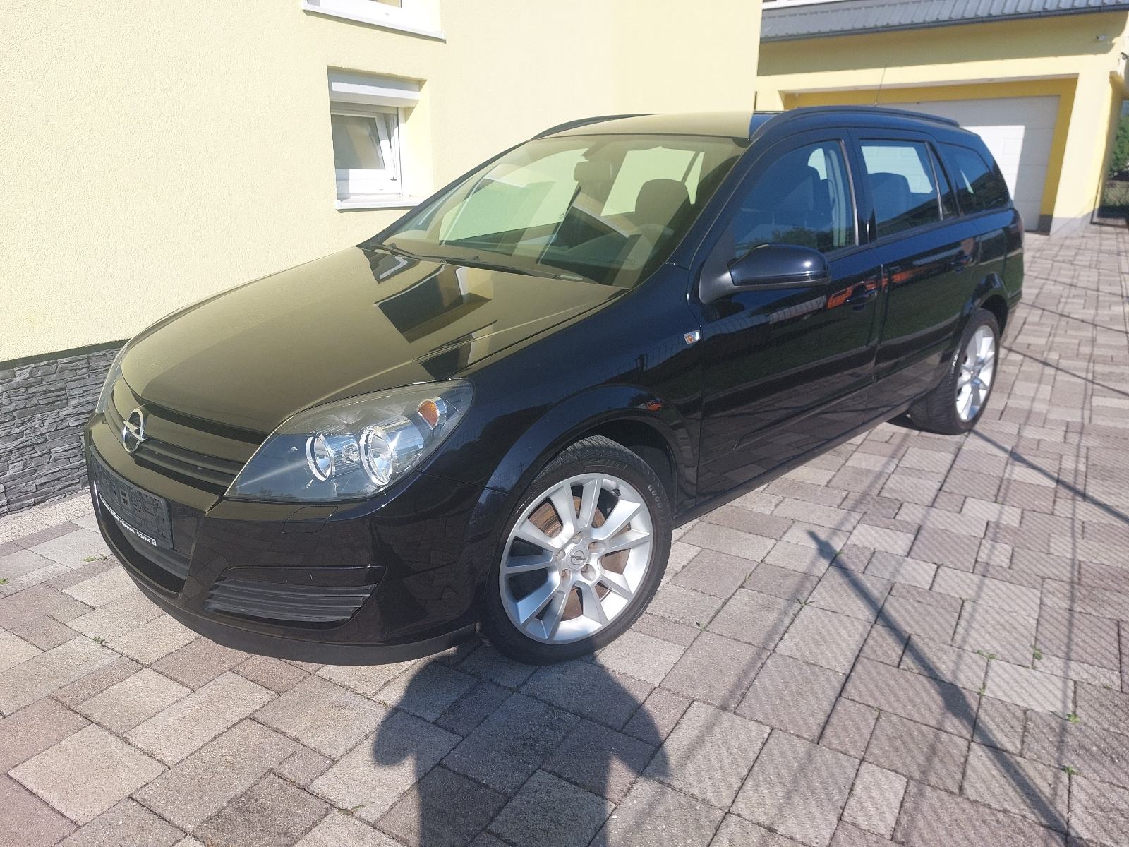 Opel Astra Karavan Caravan 1,7 CDTI Sport, fotografija 1