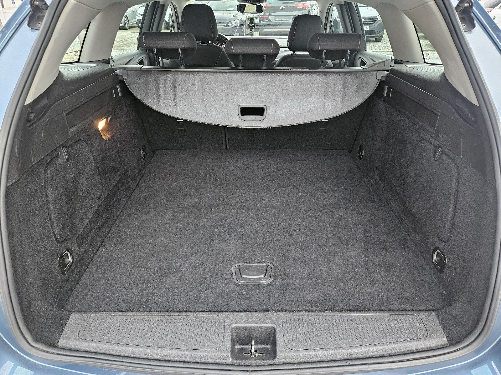 Opel Astra Karavan, fotografija 16