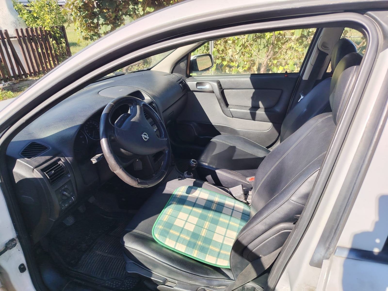 Opel Astra karavan, fotografija 11