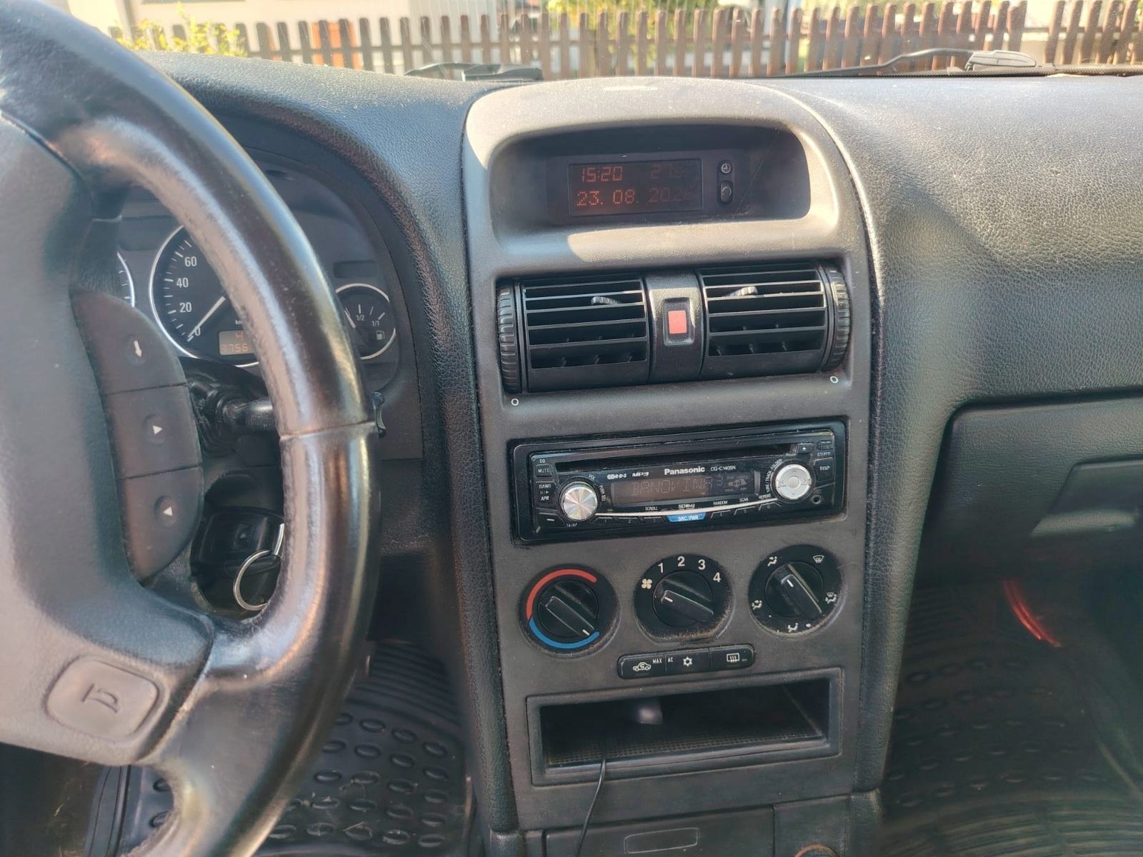 Opel Astra karavan, fotografija 14