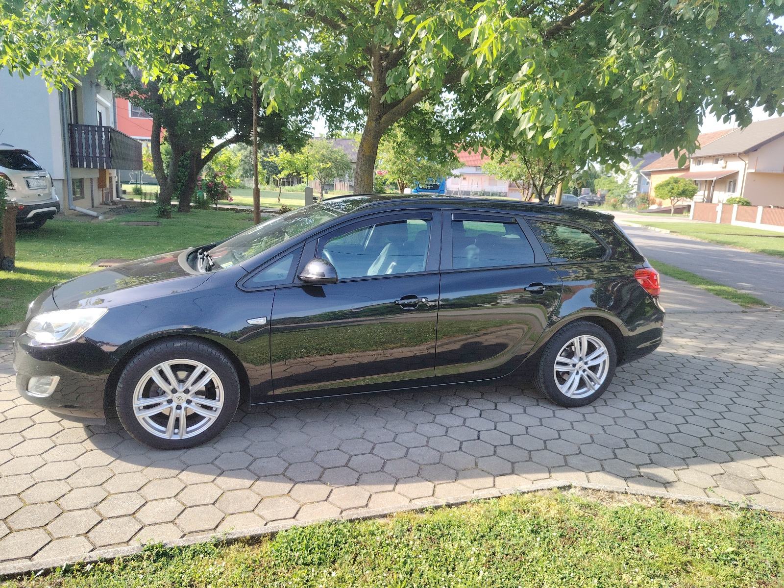 Opel Astra Karavan Sports 1,3 CDTI, fotografija 6