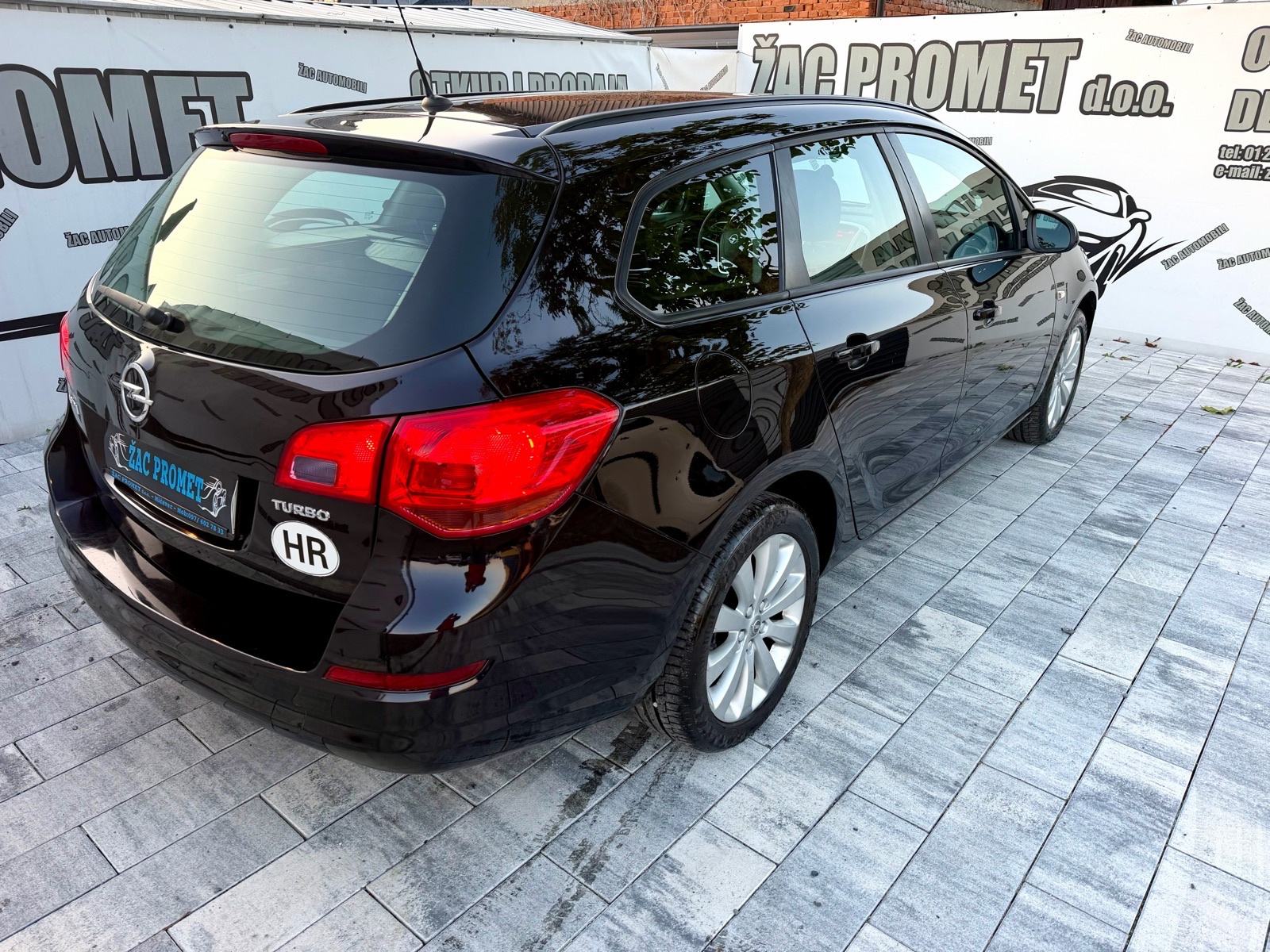 Opel Astra Karavan Sports 1,4 #HR AUTO# SERVISNA# KLIMA# KARTICE-36, fotografija 10
