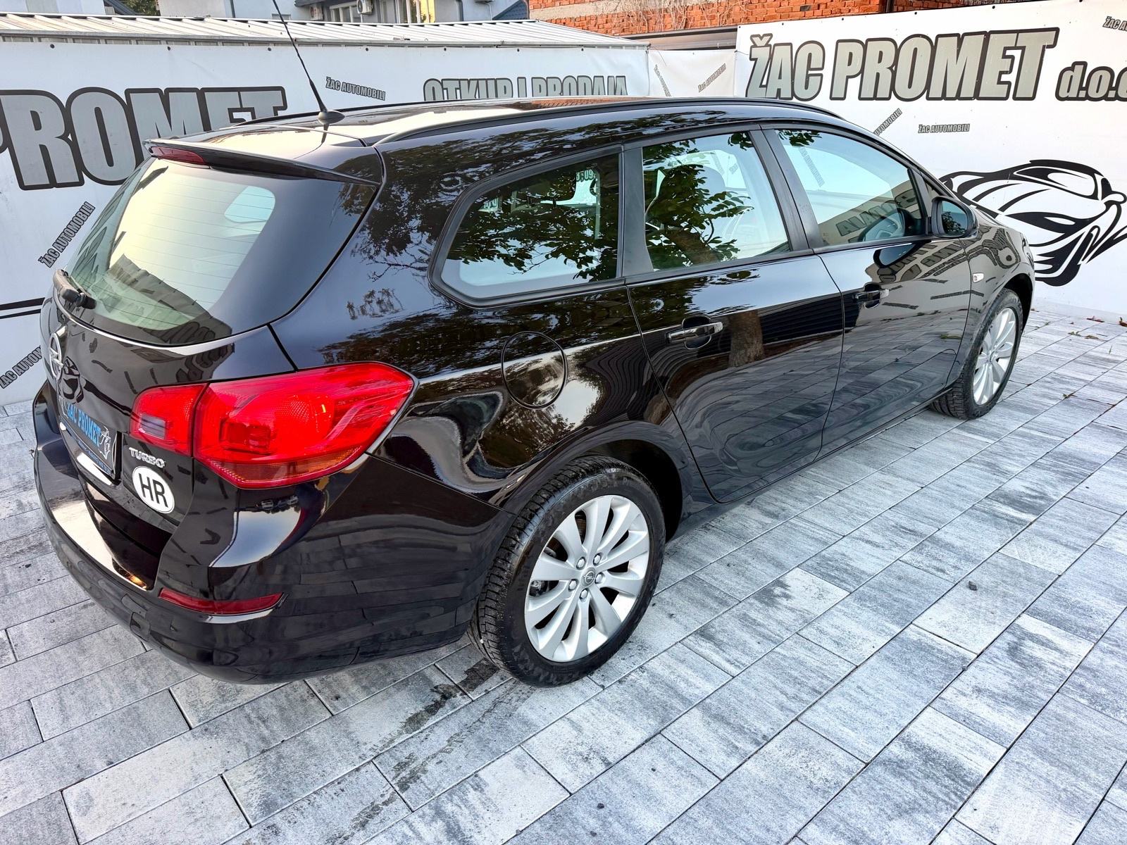 Opel Astra Karavan Sports 1,4 #HR AUTO# SERVISNA# KLIMA# KARTICE-36, fotografija 12