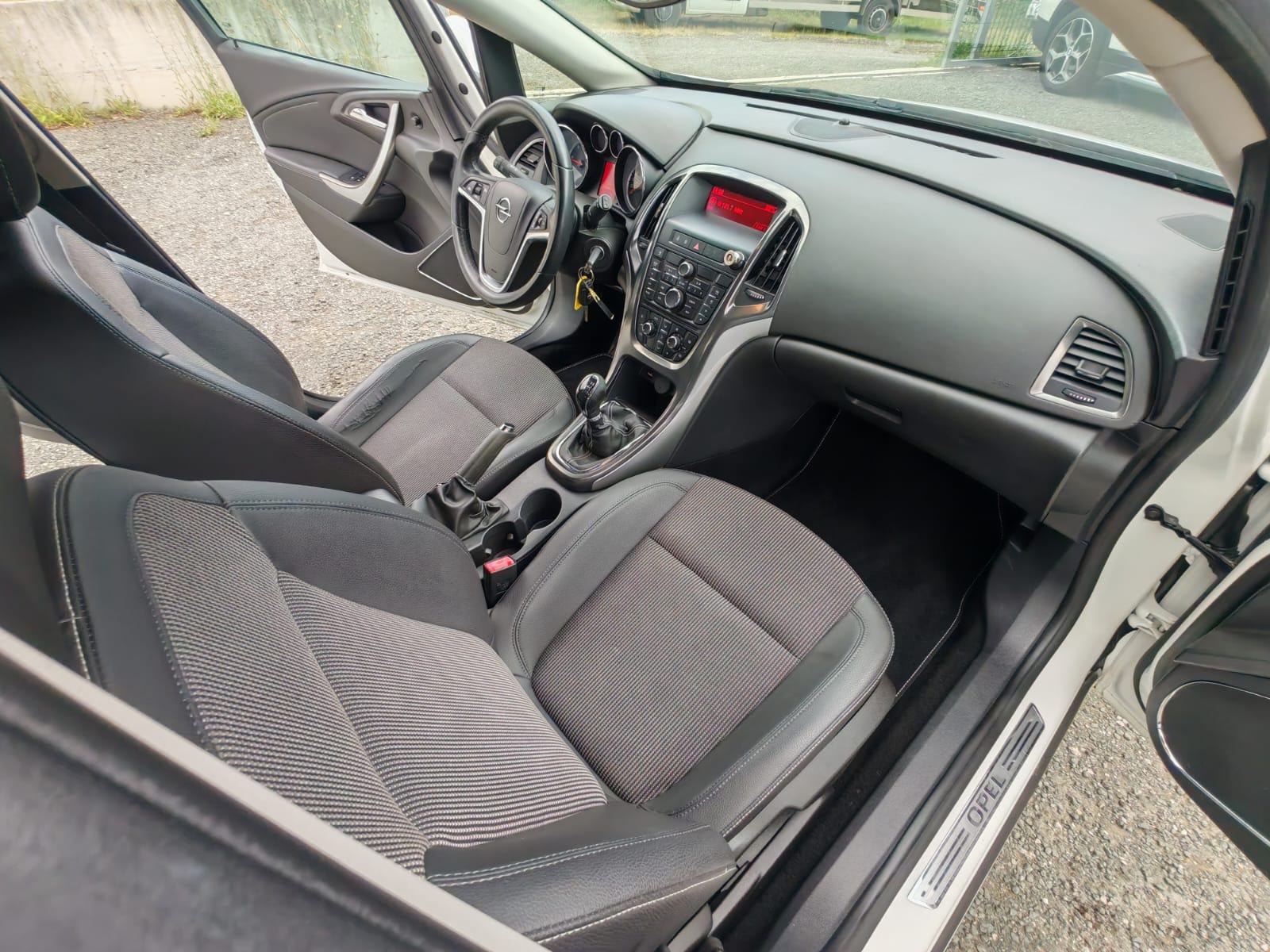 Opel Astra Sports 1,7 CDTI 125 ks COSMO oprema, servisna, KAO NOVA❗❗, fotografija 19