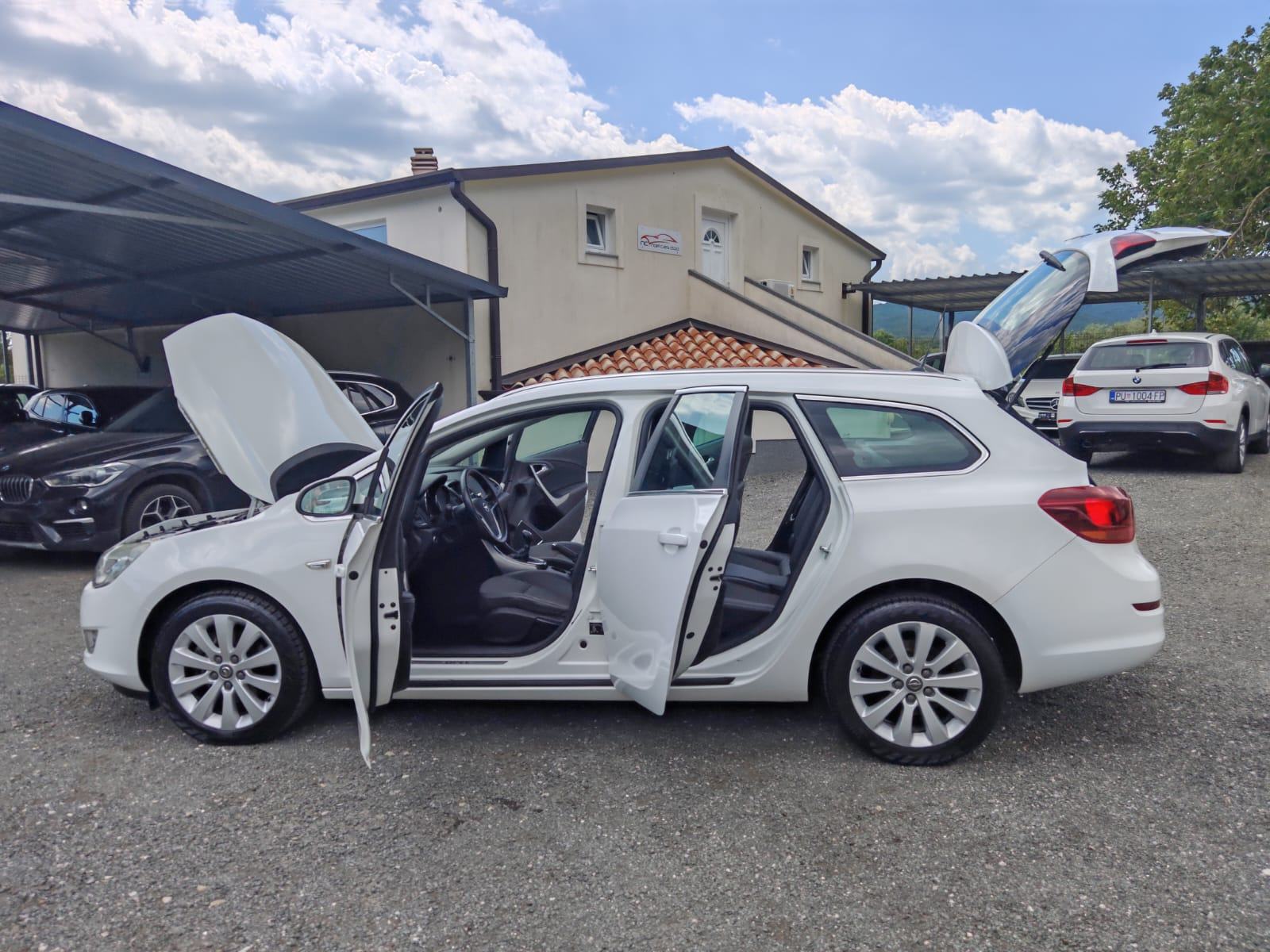 Opel Astra Sports 1,7 CDTI 125 ks COSMO oprema, servisna, KAO NOVA❗❗, fotografija 15