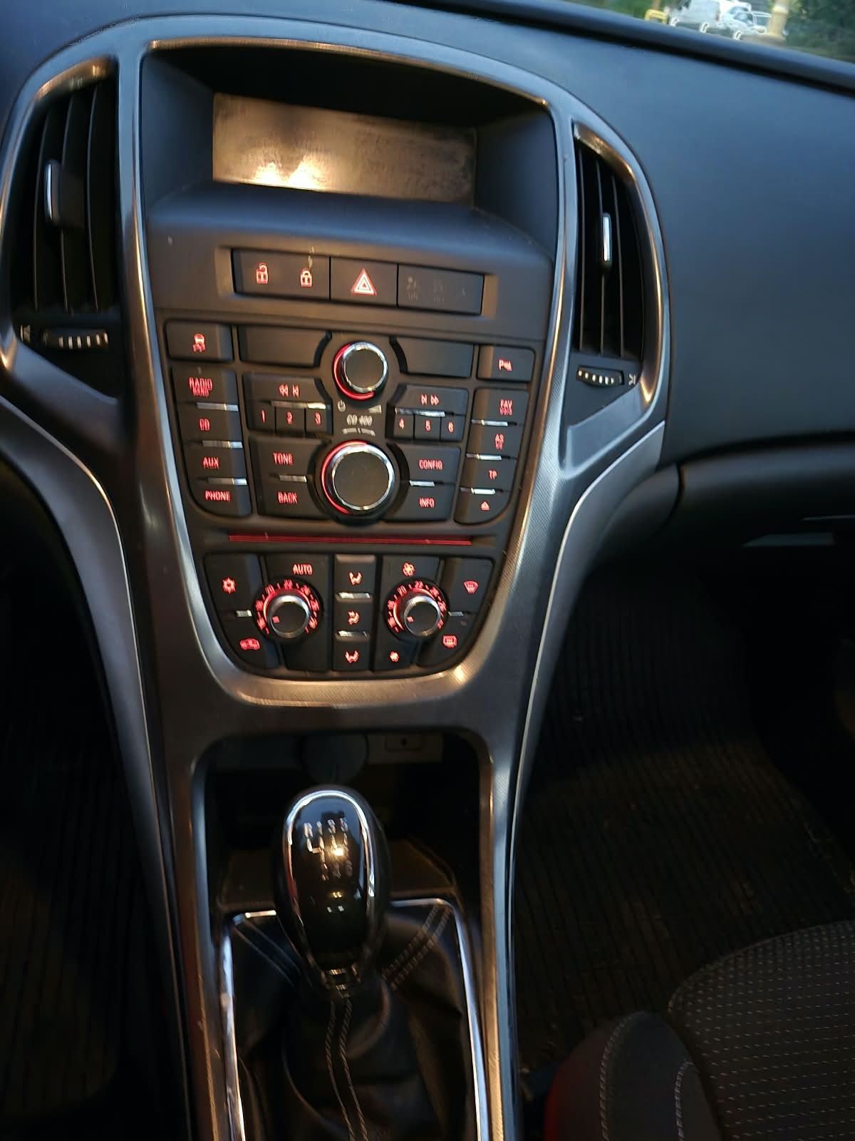 Opel Astra Karavan Sports 1,7 CDTI CLIMATRONIK DRUGI VLA TOP STANJE, fotografija 12