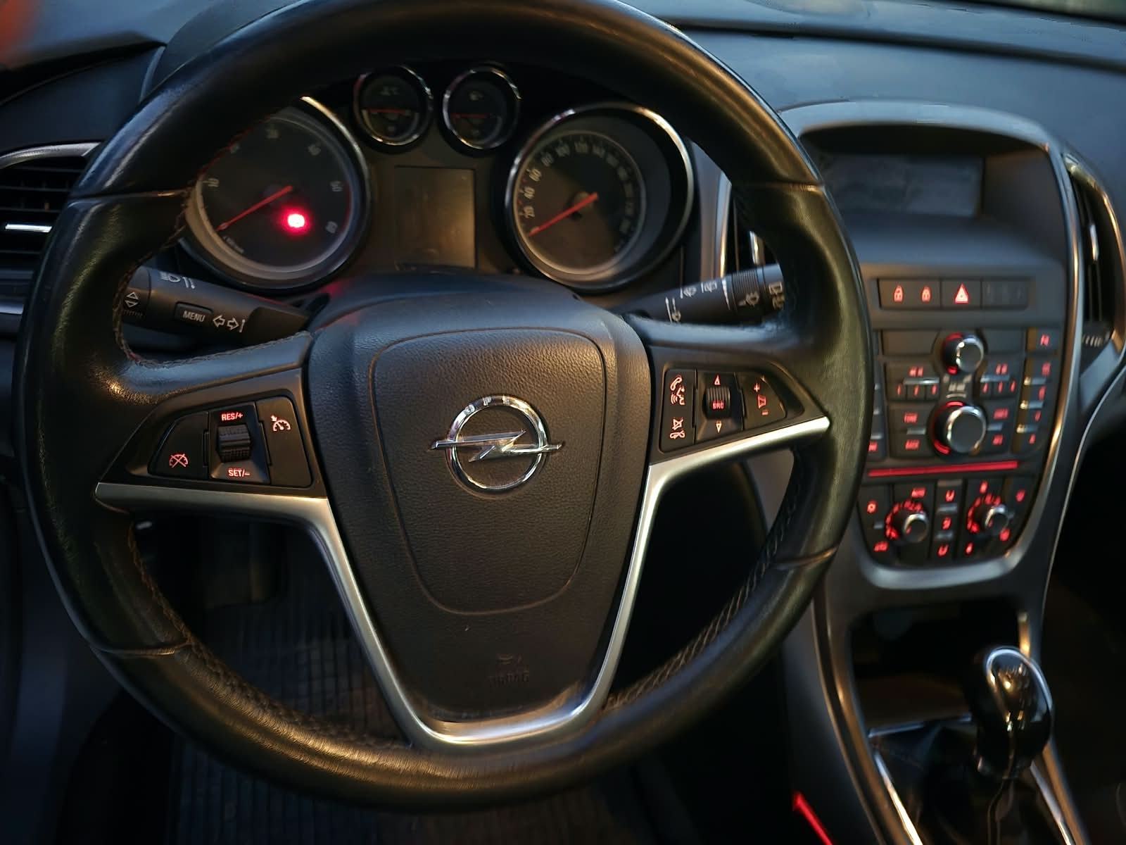 Opel Astra Karavan Sports 1,7 CDTI CLIMATRONIK DRUGI VLA TOP STANJE, fotografija 13
