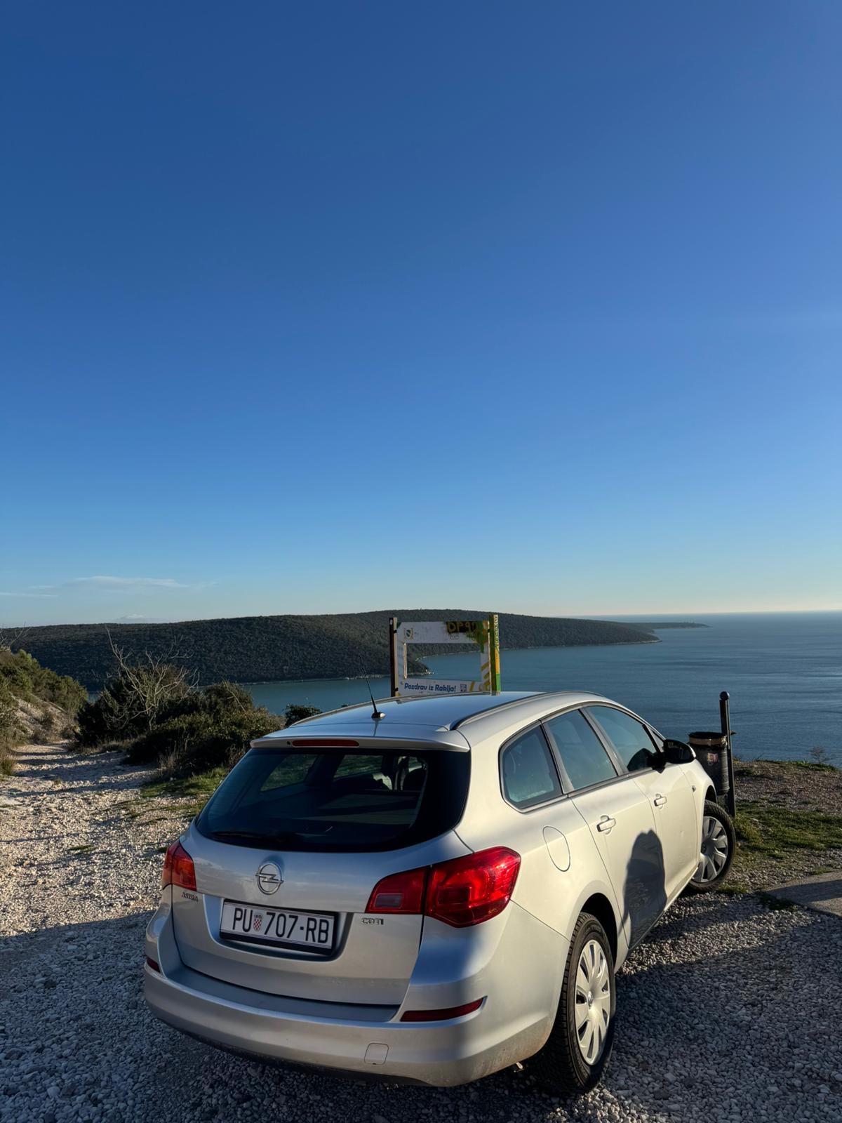 Opel Astra Karavan Sports 1,7 CDTI Sport, fotografija 2