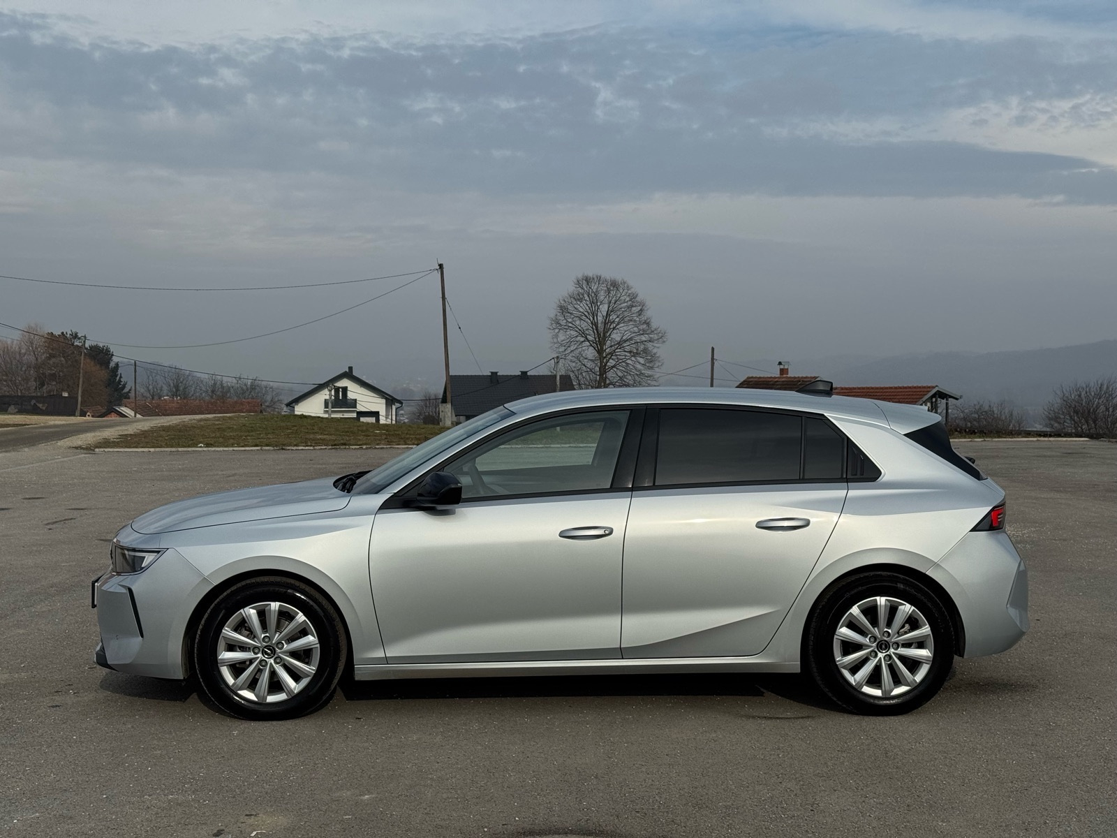 Opel Astra L 1,2Turbo, Bussines Edition, fotografija 8