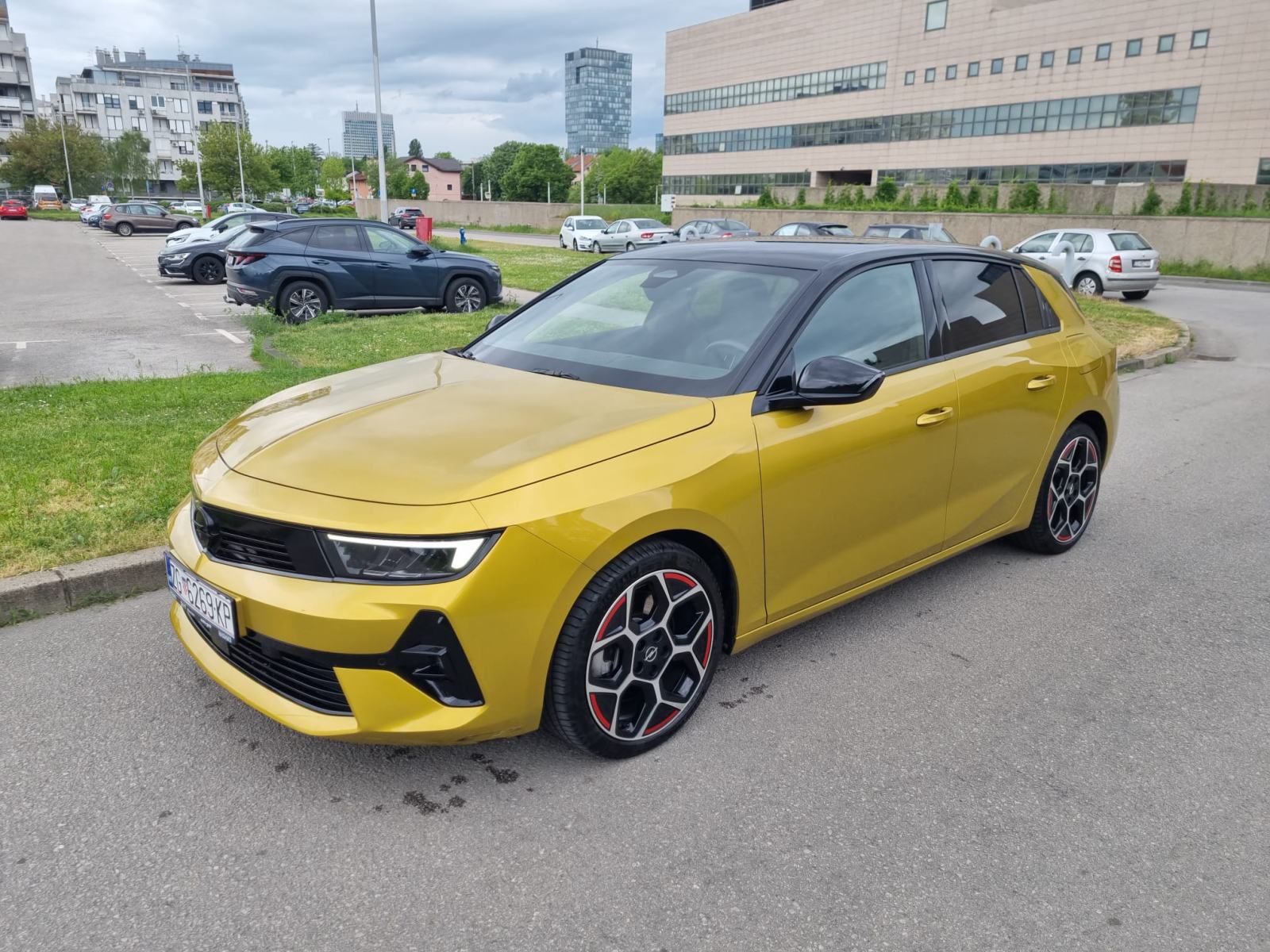 Opel Astra Opel Astra Gs 1.6 Turbo Plug-in Hybrid automatik 181KS!, fotografija 1