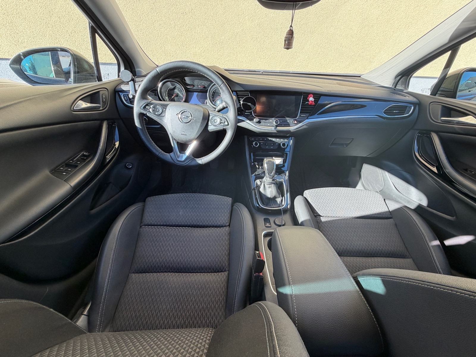 Opel Astra Sporst Tourer 1.0 Benz, Top Stanje, Mnogo Opreme, fotografija 9