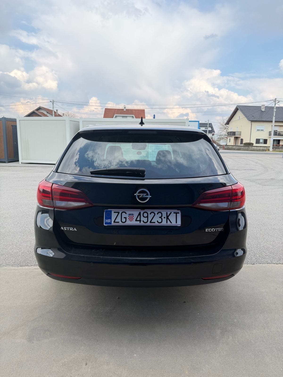 Opel Astra Sport Tourer Benzin u Pdv-u Ful oprema 113tkm 2019 euro6, fotografija 5