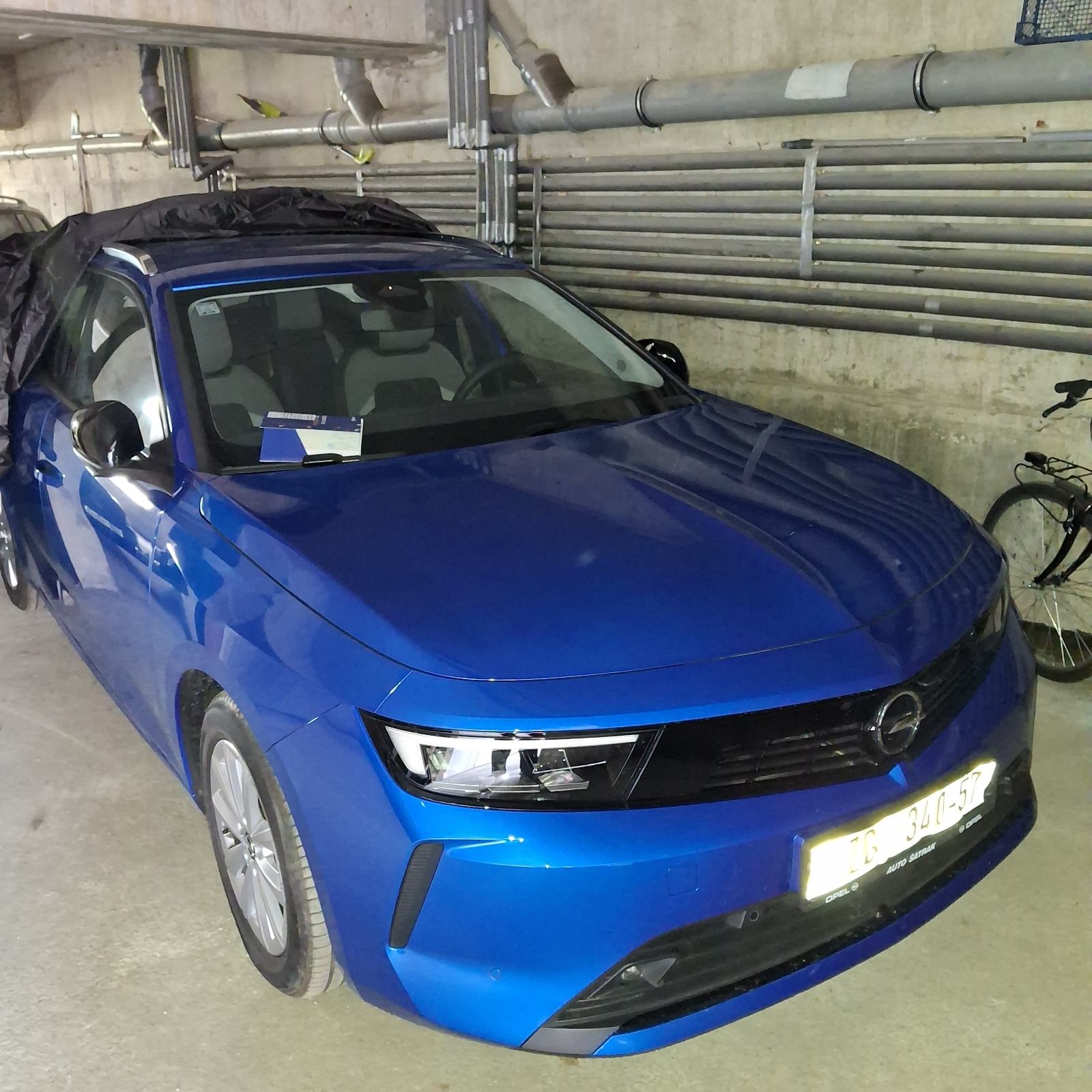 Opel Astra Sports Tourer 1.2 EDITION, fotografija 5