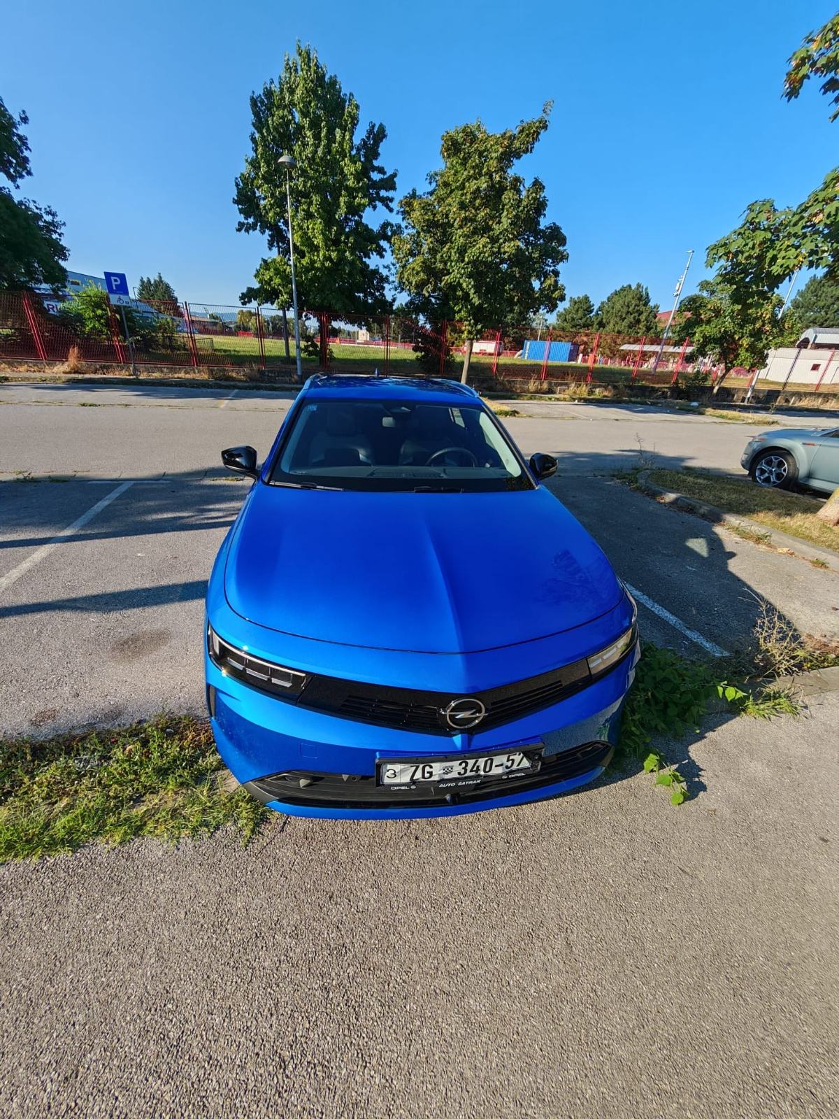 Opel Astra Sports Tourer 1.2 EDITION, fotografija 20