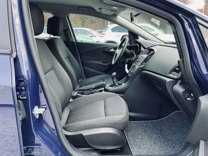 Opel Astra Tourer 1,3 CDTI *ENYOJ*KLIMA*SERVISNA*1.VL, fotografija 9
