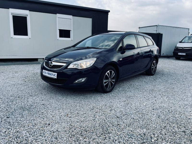 Opel Astra Tourer 1,3 CDTI *ENYOJ*KLIMA*SERVISNA*1.VL, fotografija 3