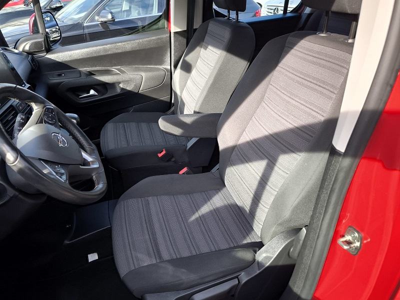 Opel Combo 1,2* 115ks*Klima*Tempomat*Kuka za vuču*, fotografija 11