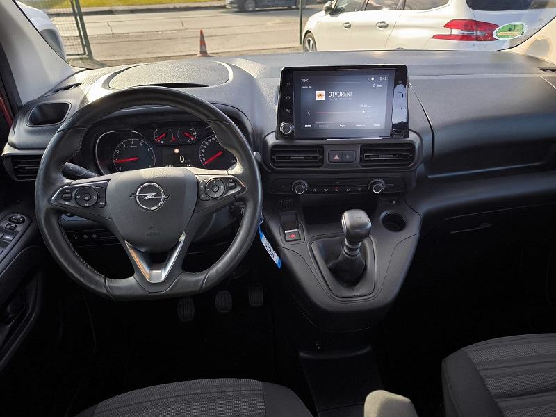 Opel Combo 1,2* 115ks*Klima*Tempomat*Kuka za vuču*, fotografija 15