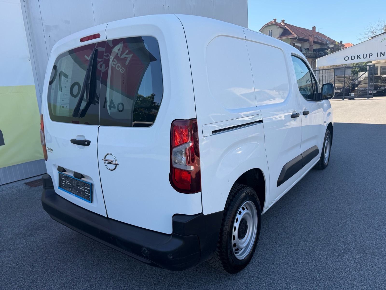 Opel Combo 1,2 benzin 2021god//NAVIGACIJA//, fotografija 2