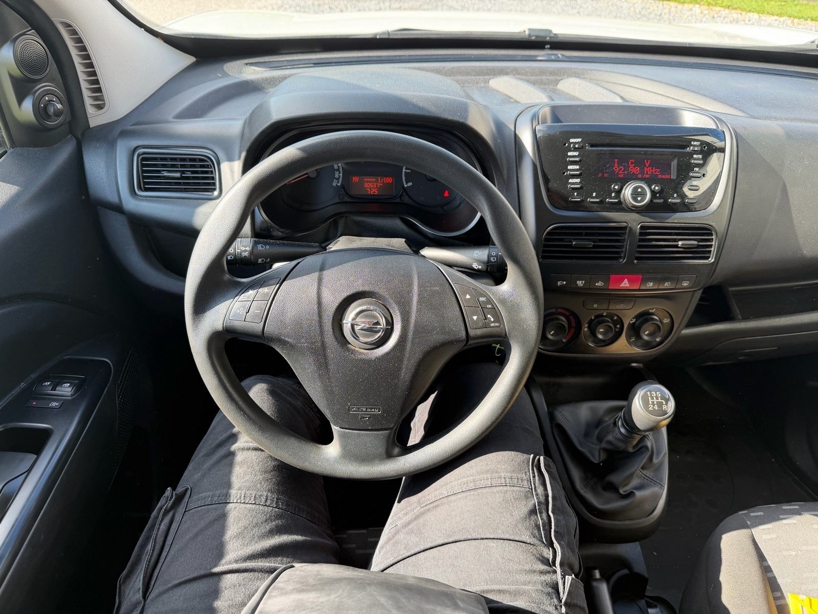 Opel Combo 1,4 Benzin - samo 30.000 km! Moguca zamjena!, fotografija 9