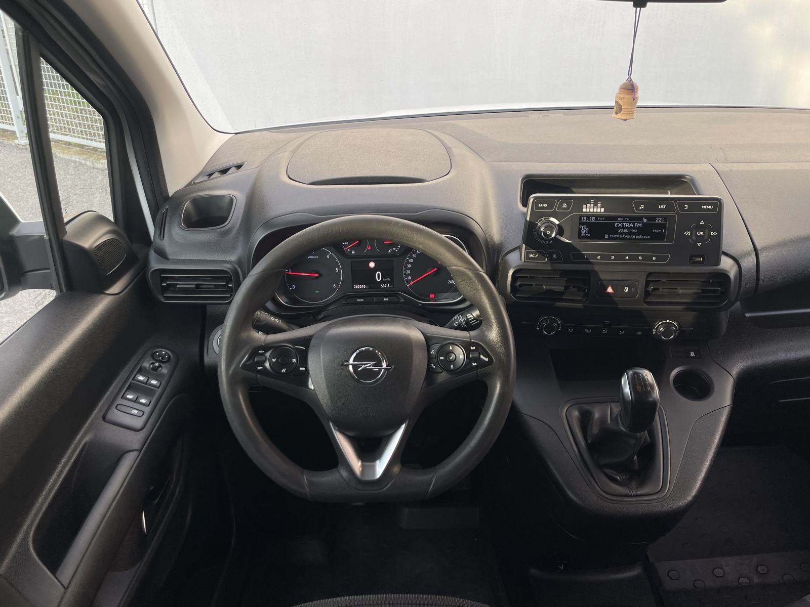 OPEL COMBO 1,5 CDTI •• KAO NOVI, KUPLJEN U HRVATSKOJ, FULL OPREMA ••, fotografija 18