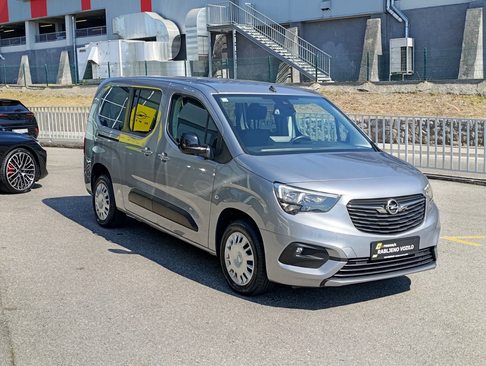 Opel Combo 1.5 CDTi Life, 7 sjedala, tempomat, jamstvo 1.g., fotografija 3