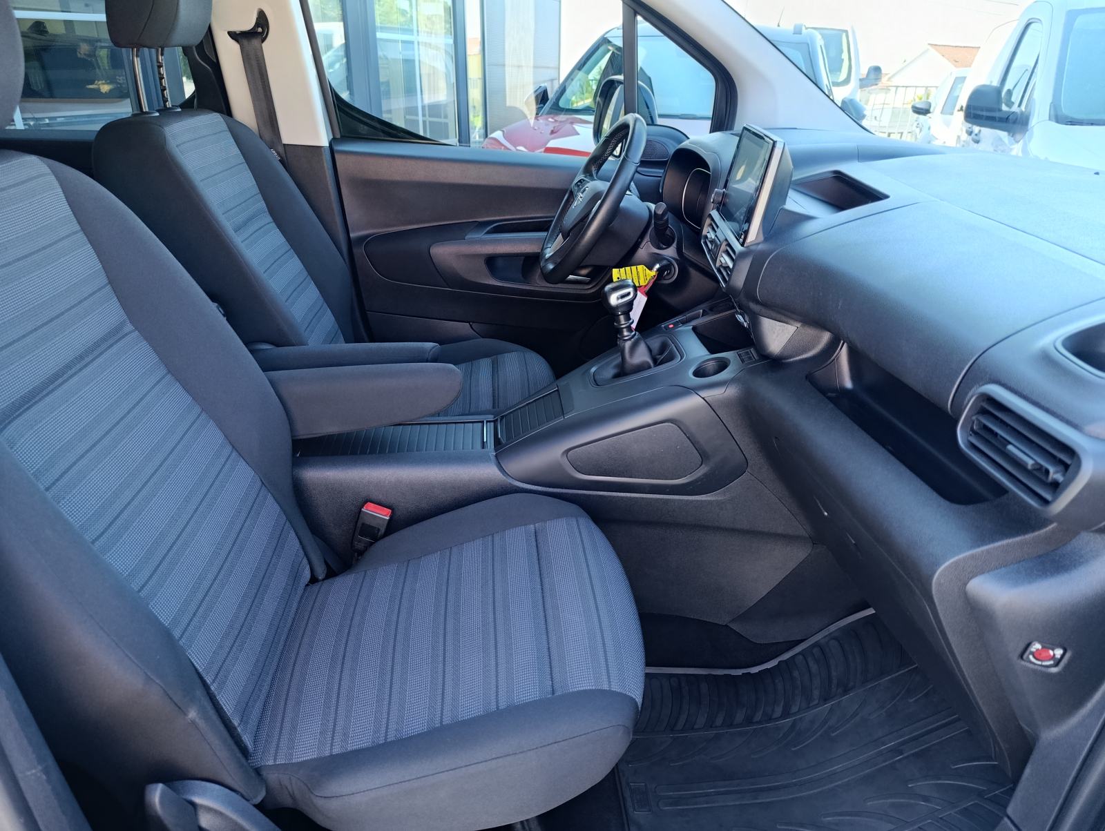Opel Combo 1.5 CDTi Life, 7 sjedala, tempomat, jamstvo 1.g., fotografija 9