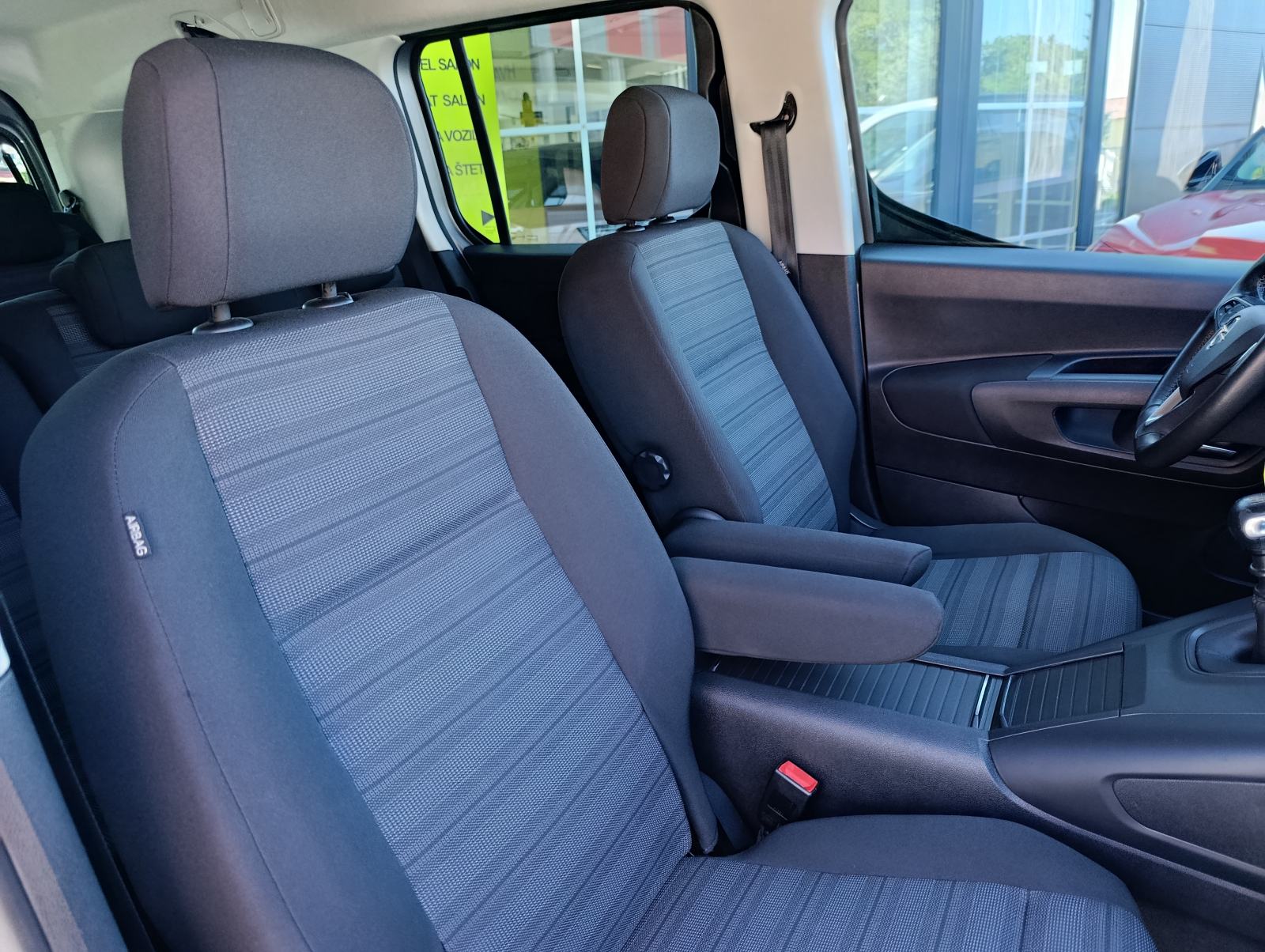 Opel Combo 1.5 CDTi Life, 7 sjedala, tempomat, jamstvo 1.g., fotografija 10