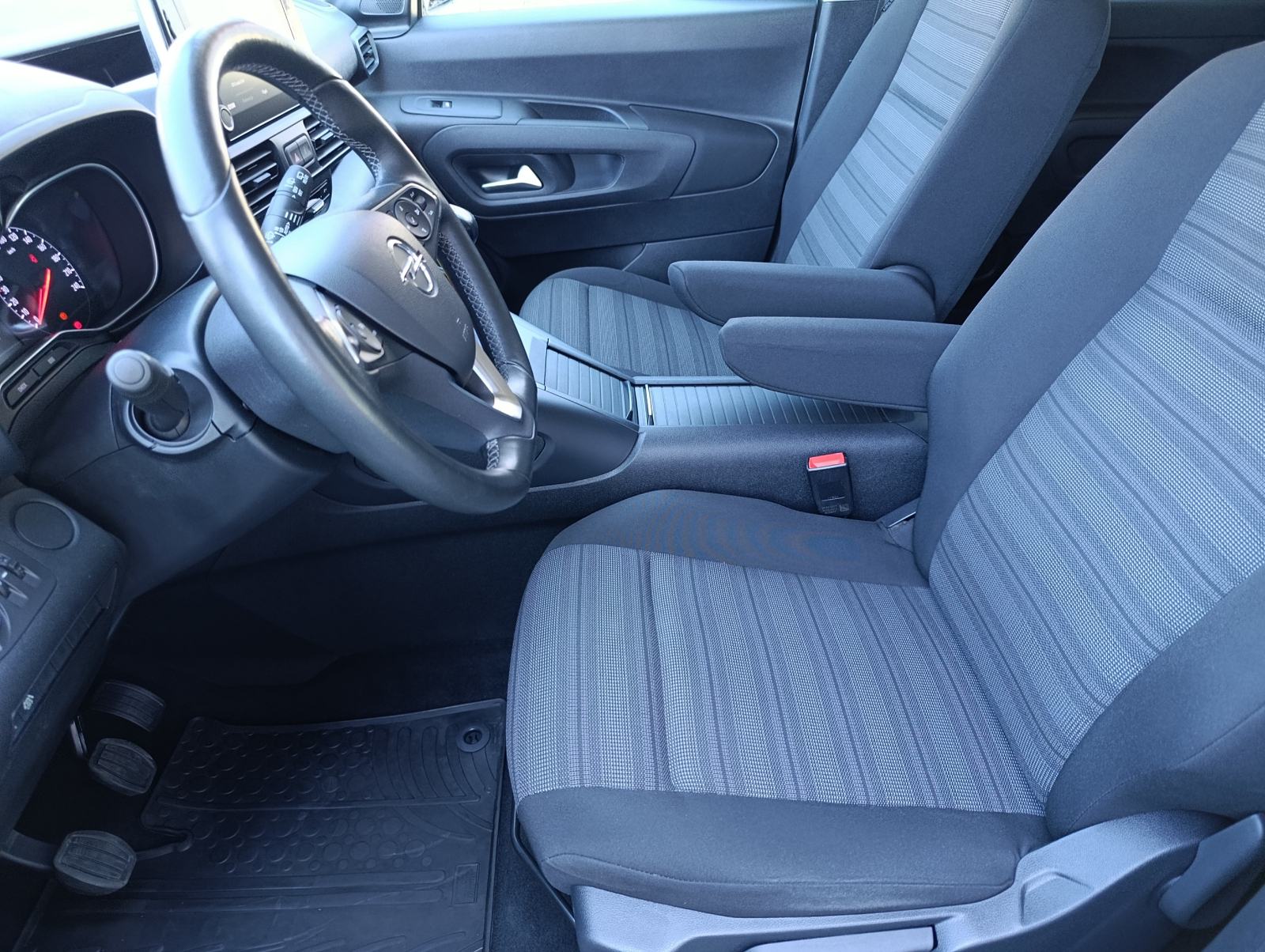 Opel Combo 1.5 CDTi Life, 7 sjedala, tempomat, jamstvo 1.g., fotografija 17