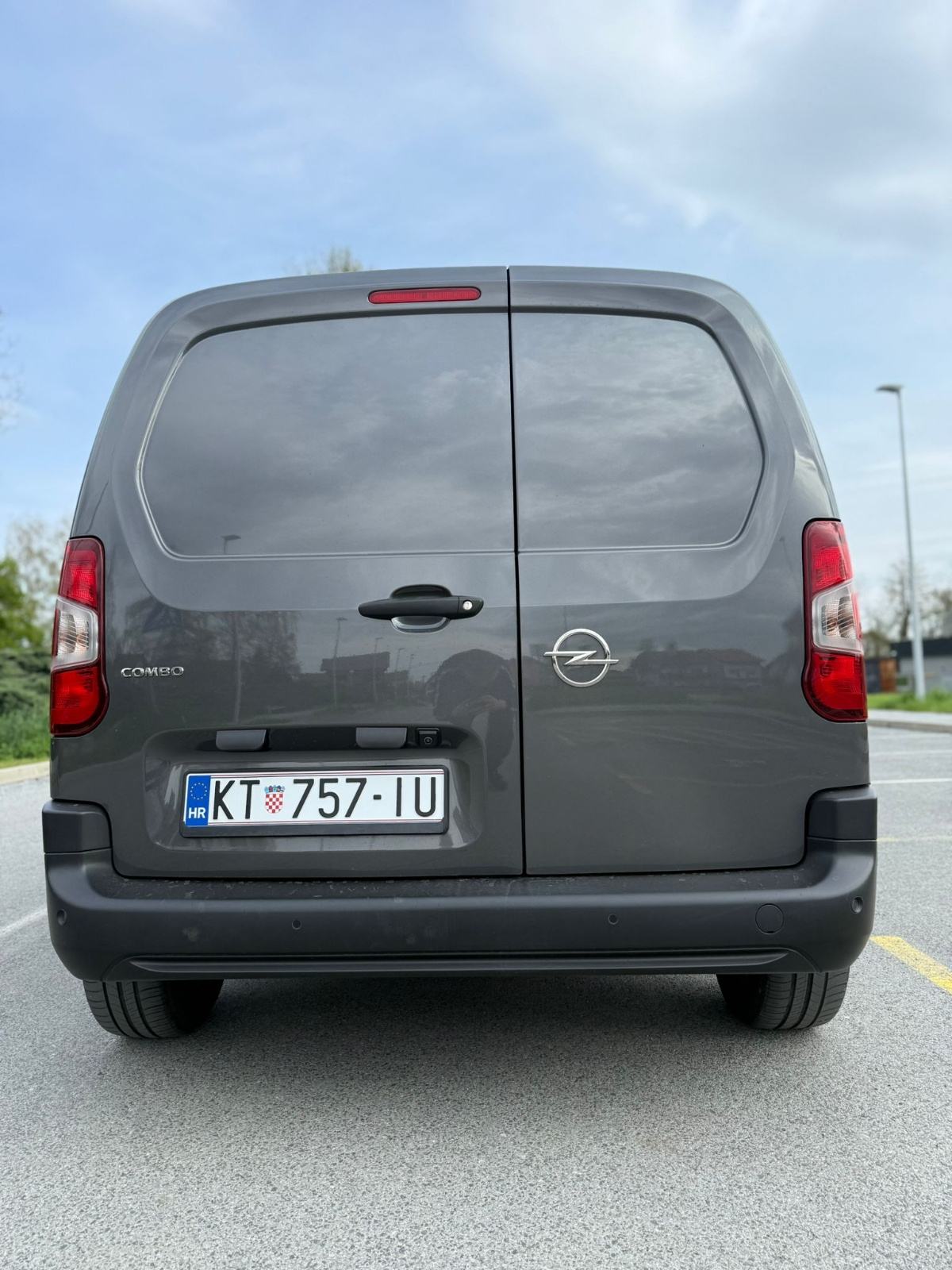 Opel Combo 1,5 D L1H1, fotografija 10