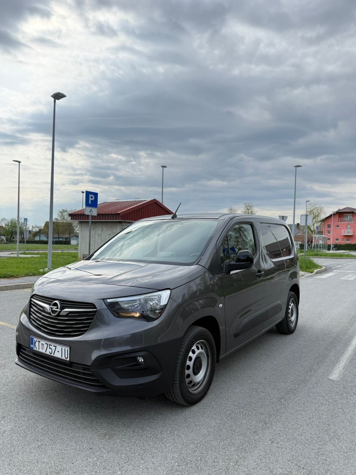 Opel Combo 1,5 D L1H1, fotografija 3