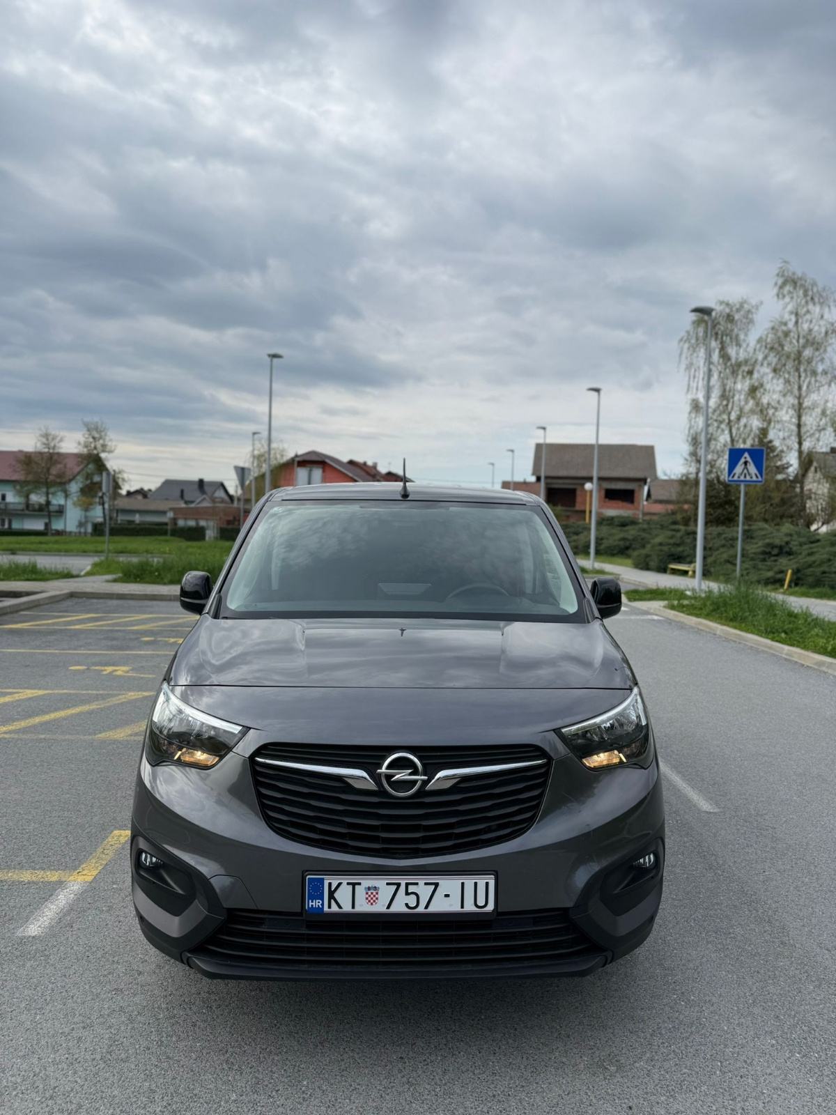 Opel Combo 1,5 D L1H1, fotografija 2