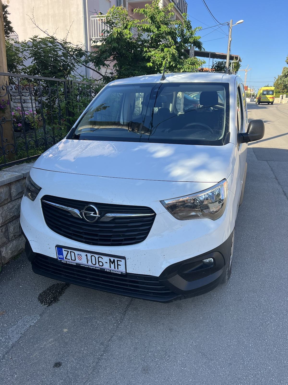 Opel Combo 1,5 D L2H1, fotografija 2