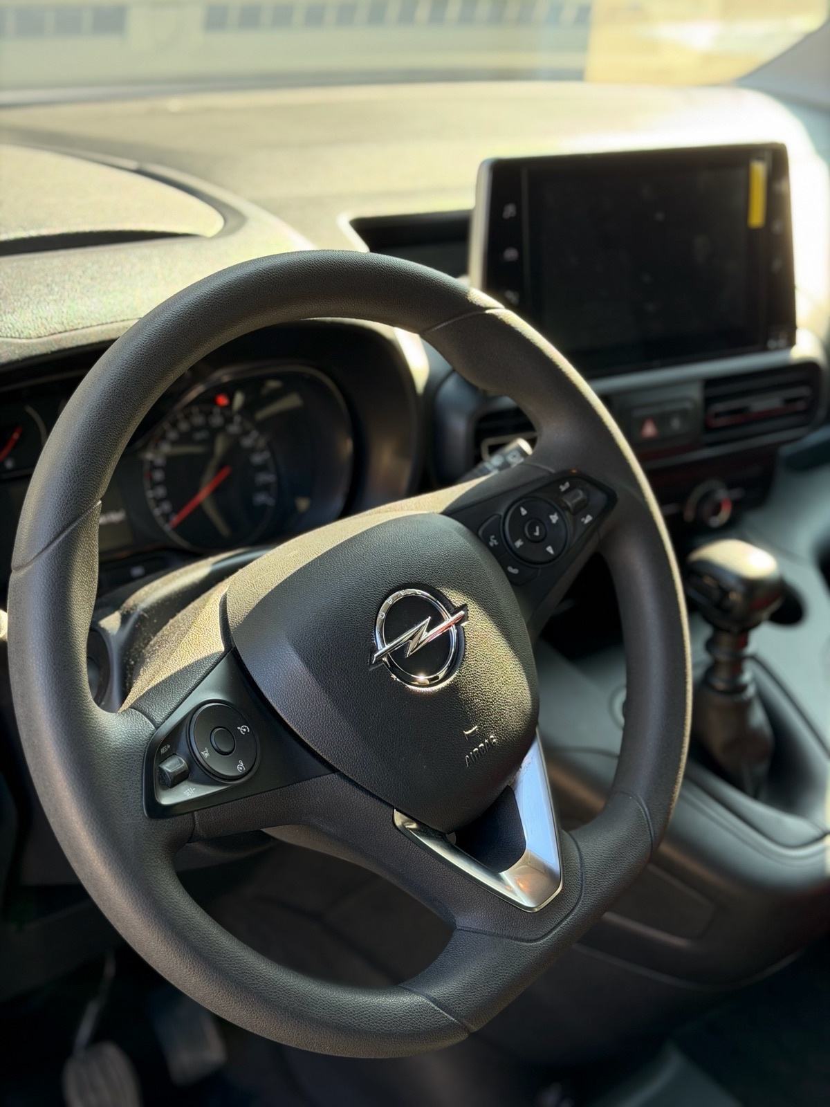 Opel Combo 1,5 D L2H1, fotografija 10
