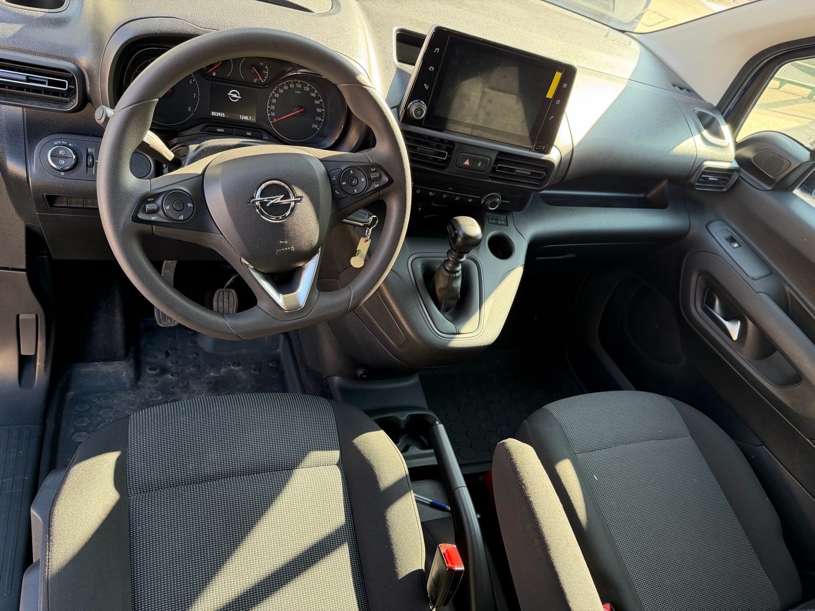 Opel Combo 1,5 D L2H1, fotografija 9
